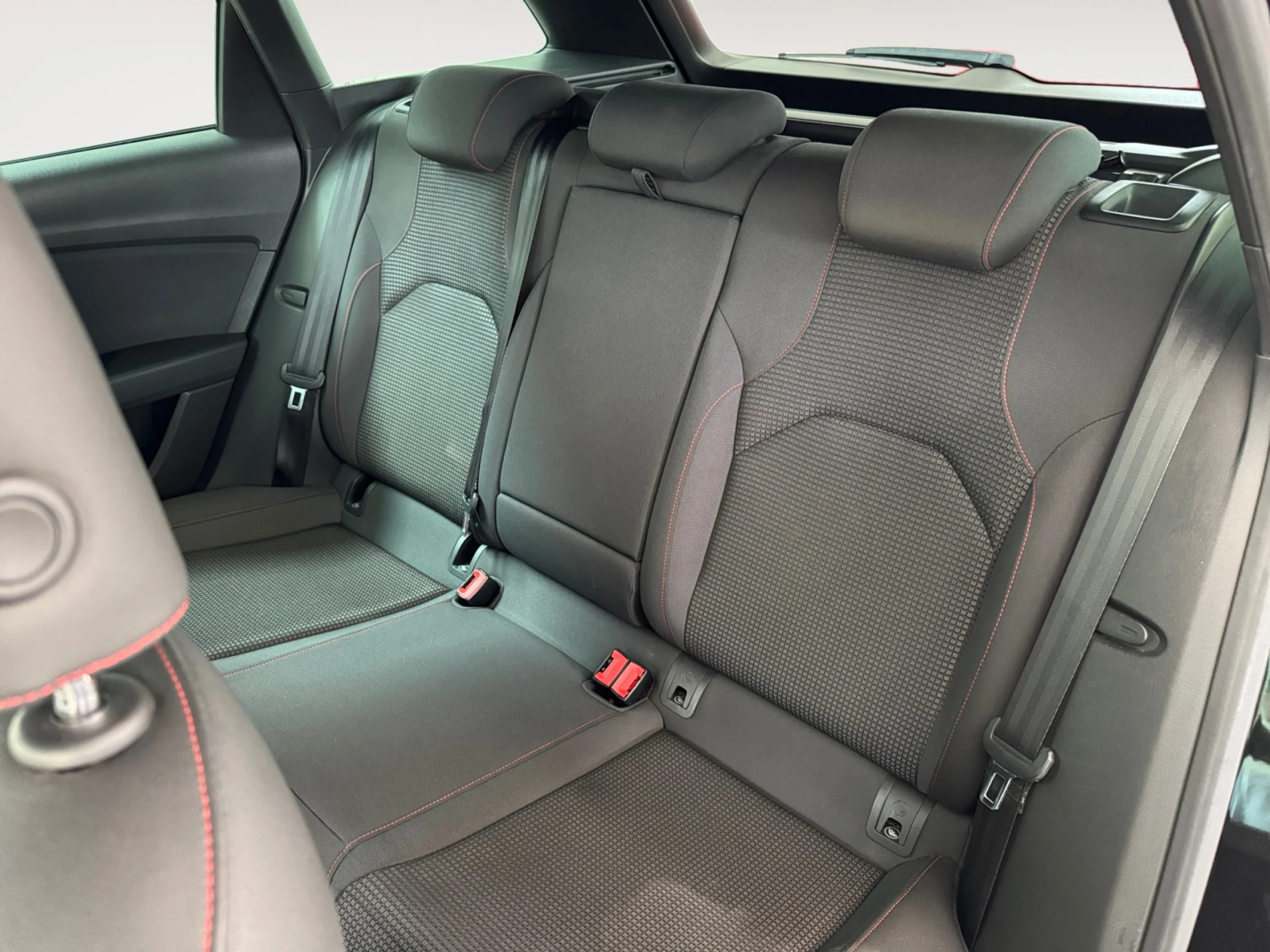 SEAT LEON ST 2.0 TDI 110KW (150CV) S&S FR FAST ED - Foto 6