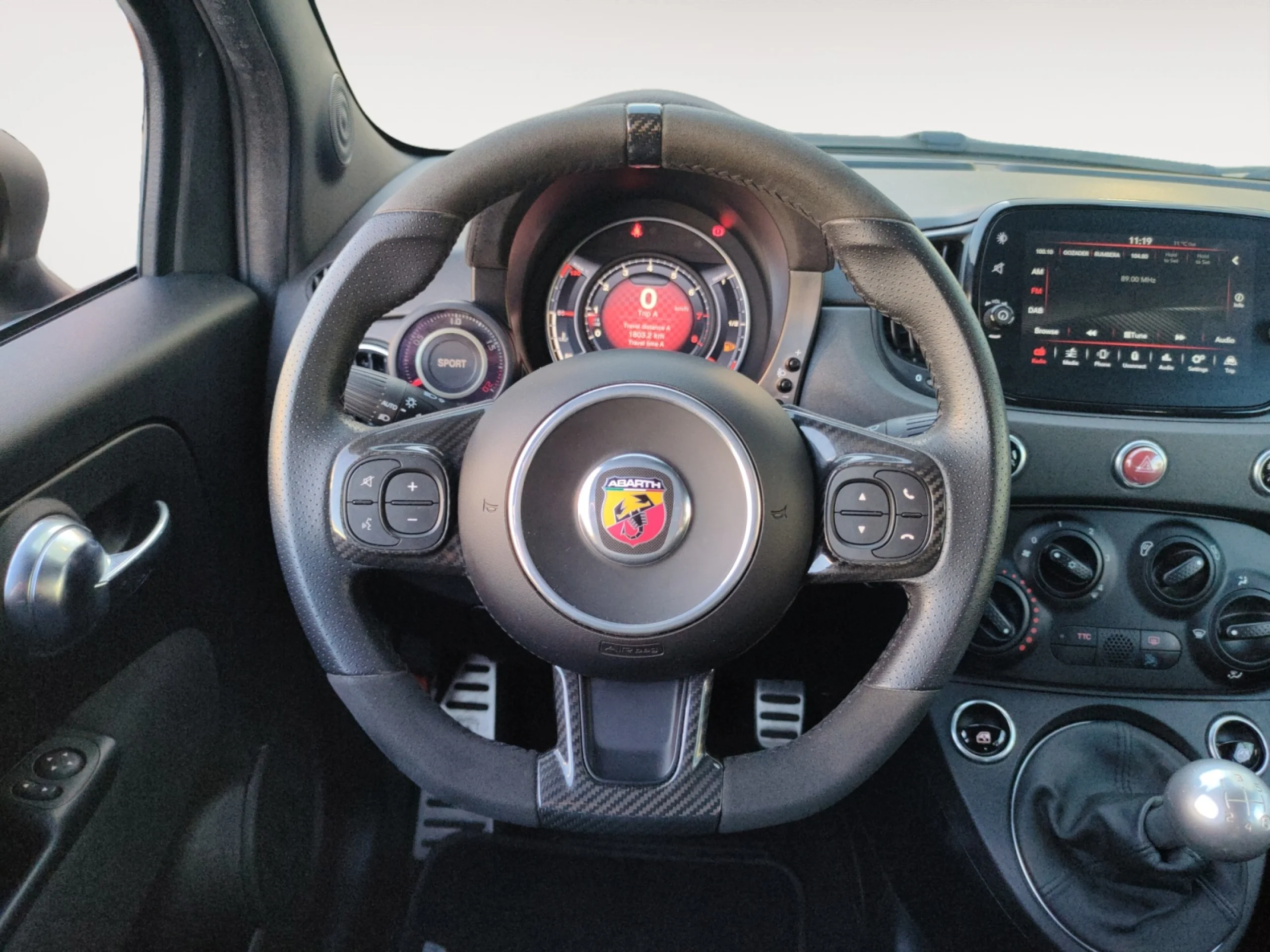 ABARTH 500 695 1.4 16V T JET 132KW (180 CV) - Foto 11