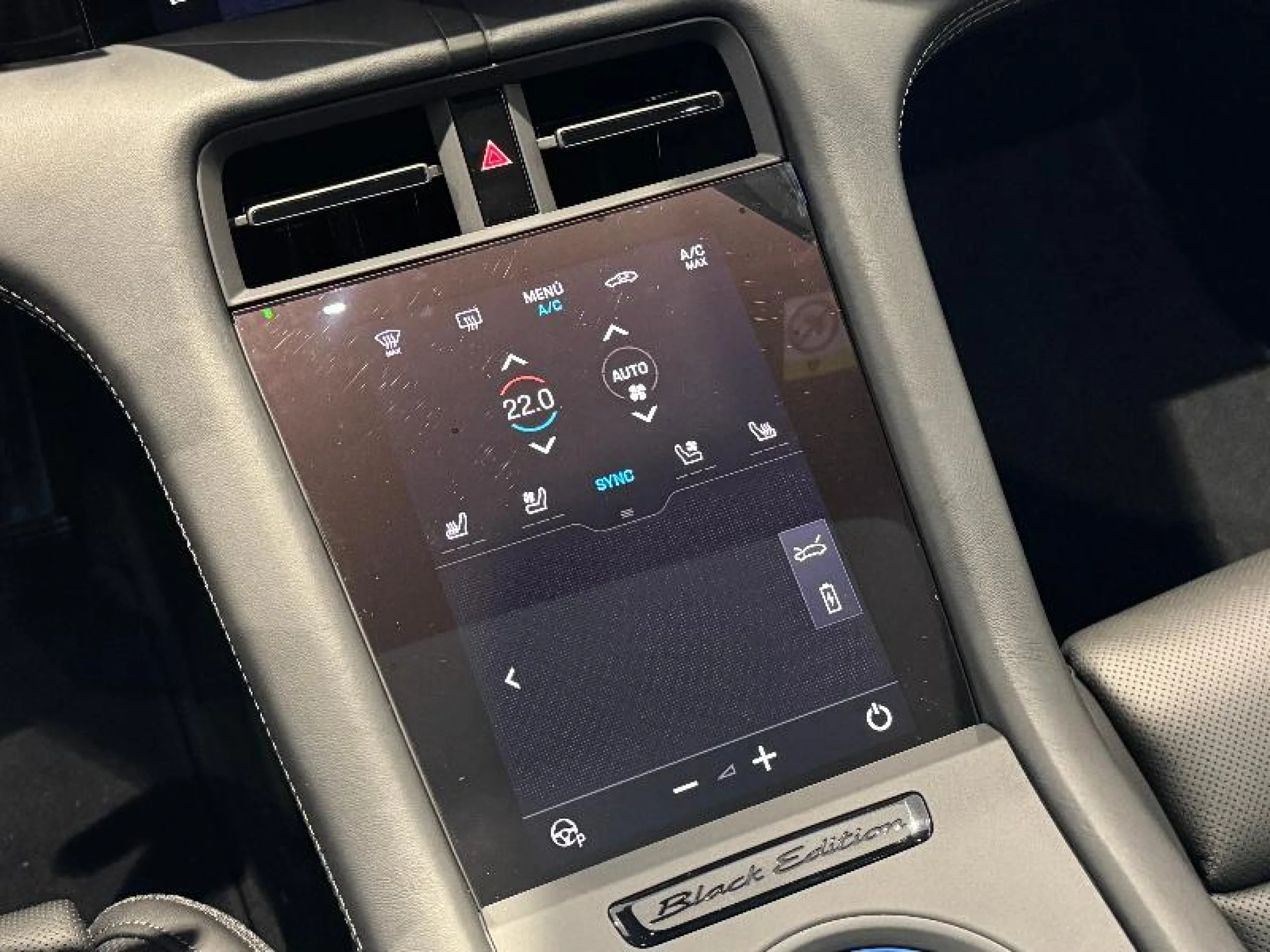 PORSCHE TAYCAN BLACK EDITION - Foto 24