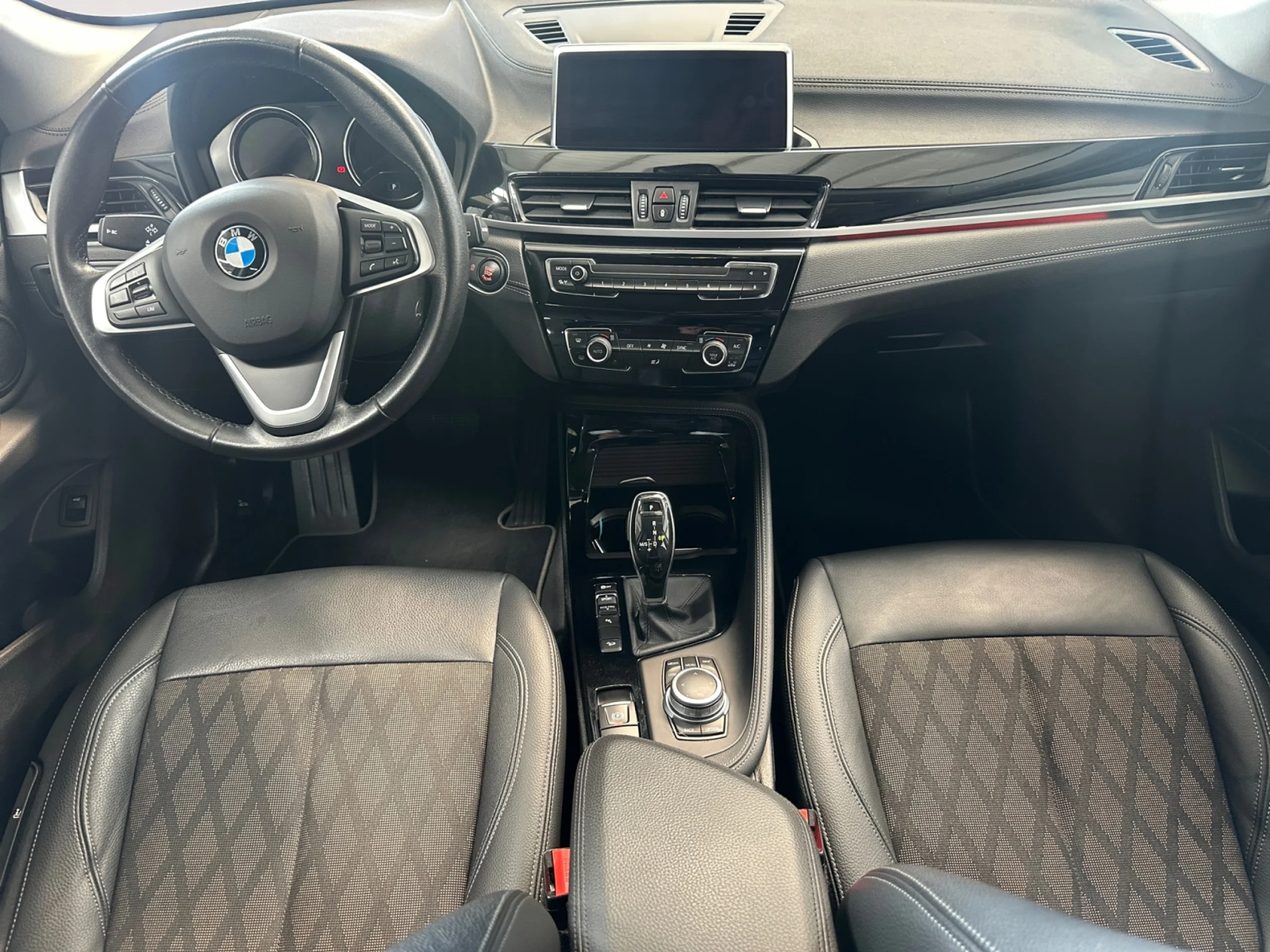 BMW X1 XDRIVE18D - Foto 4