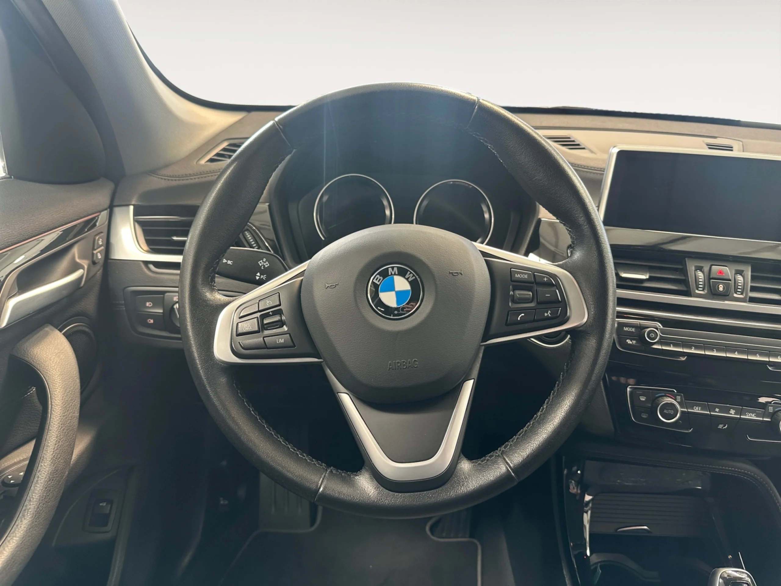 BMW X1 XDRIVE18D - Foto 11