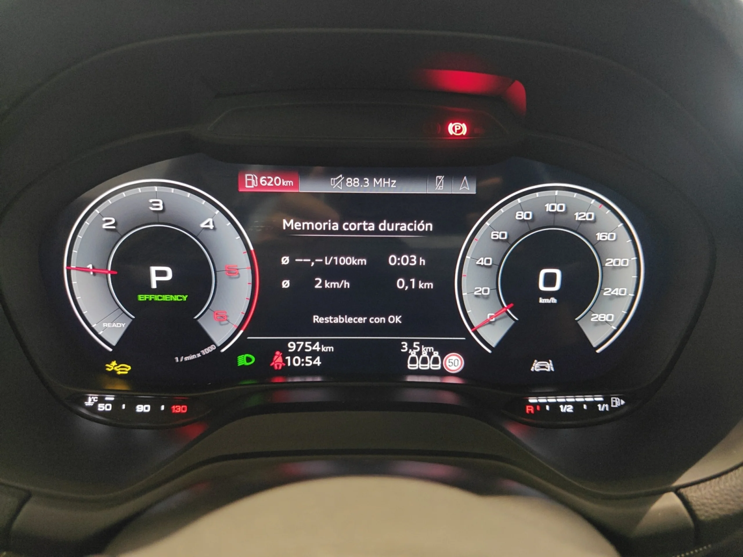 AUDI Q2 ADRENALIN 35 TDI 110KW (150CV) S TRONIC - Foto 13