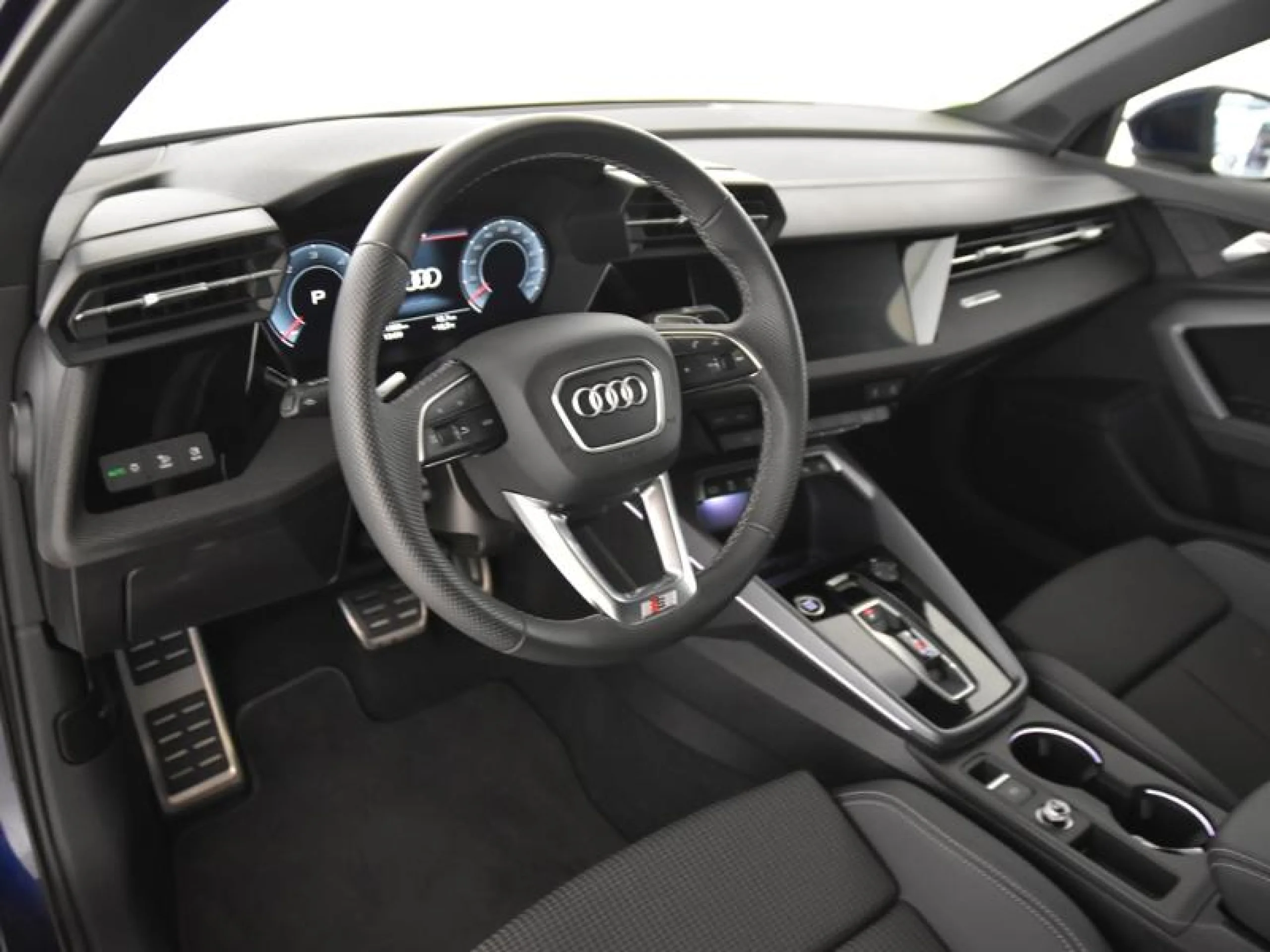 AUDI A3 SEDAN S LINE 35 TDI 110KW S TRONIC - Foto 8