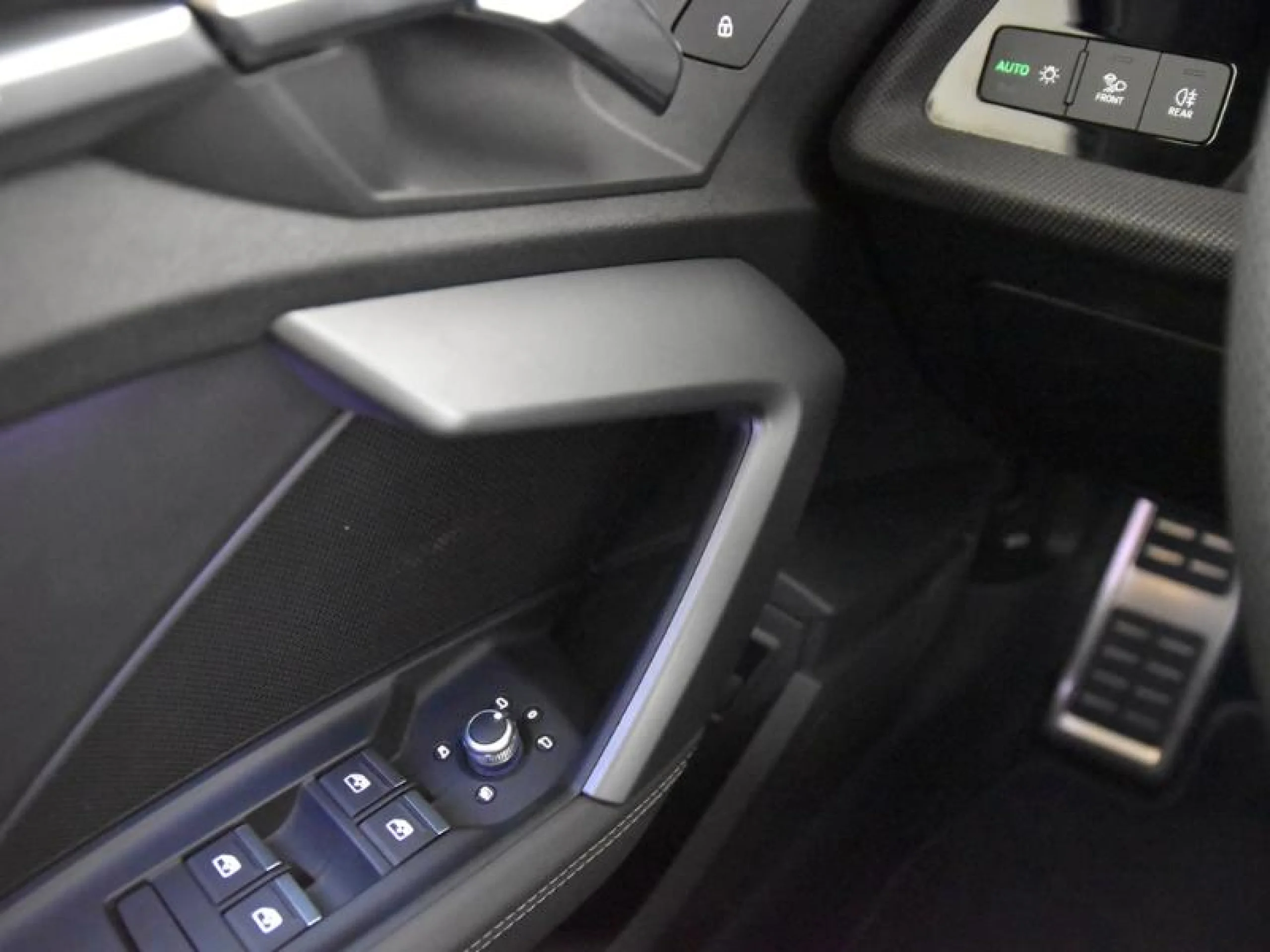 AUDI A3 SEDAN S LINE 35 TDI 110KW S TRONIC - Foto 17