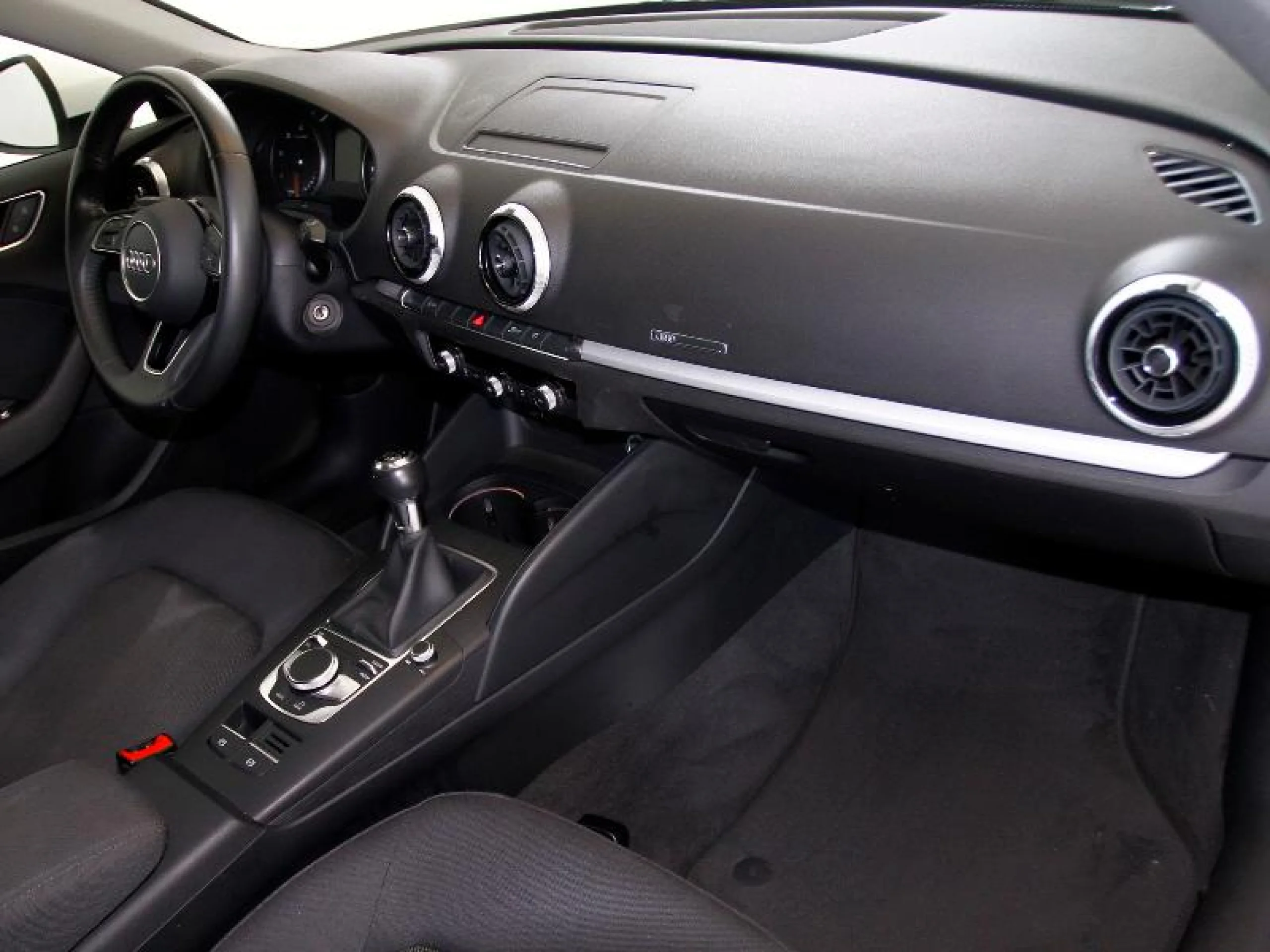 AUDI A3 1.6 TDI 85KW (116CV) SPORTBACK - Foto 4