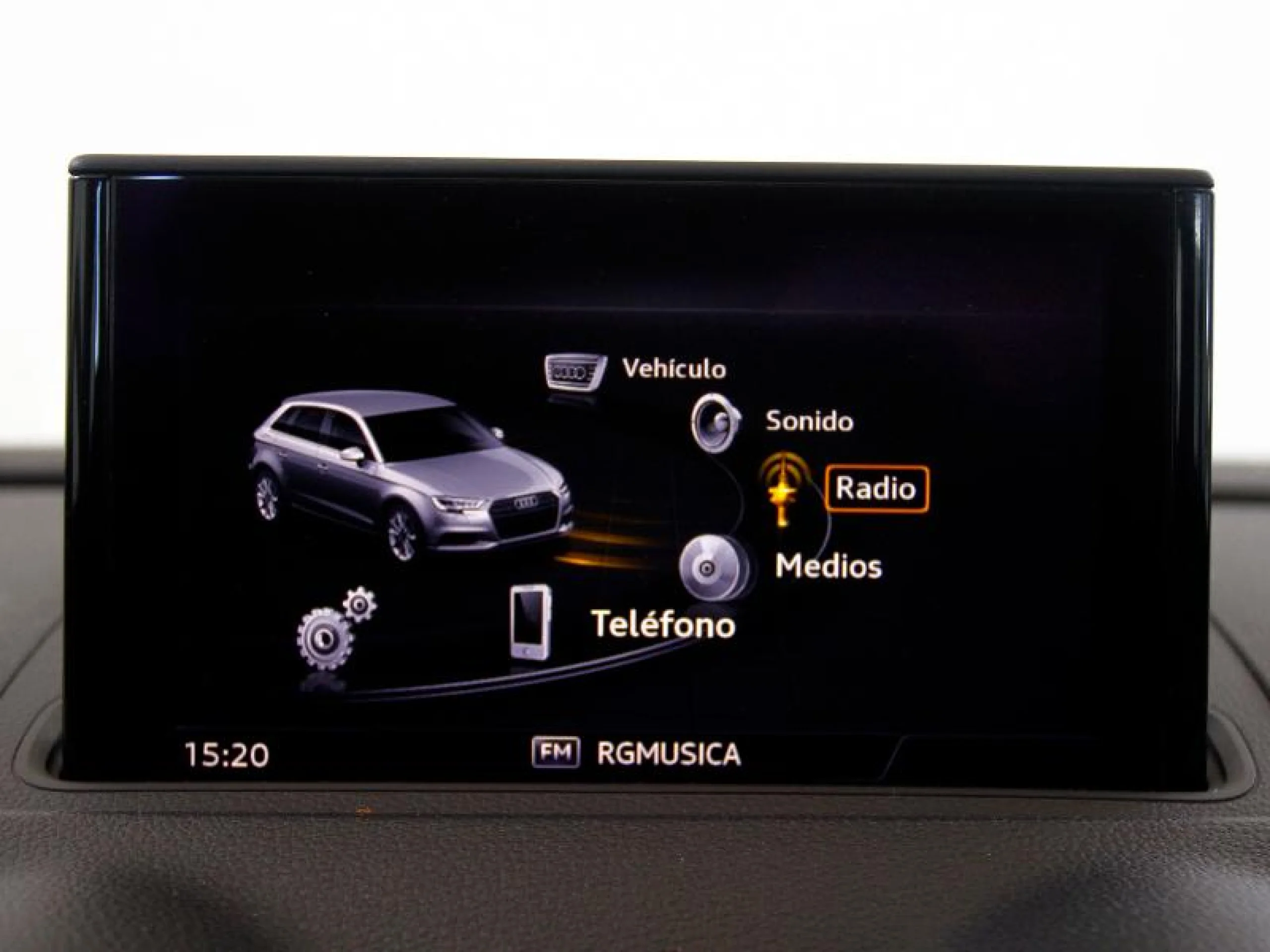 AUDI A3 1.6 TDI 85KW (116CV) SPORTBACK - Foto 10