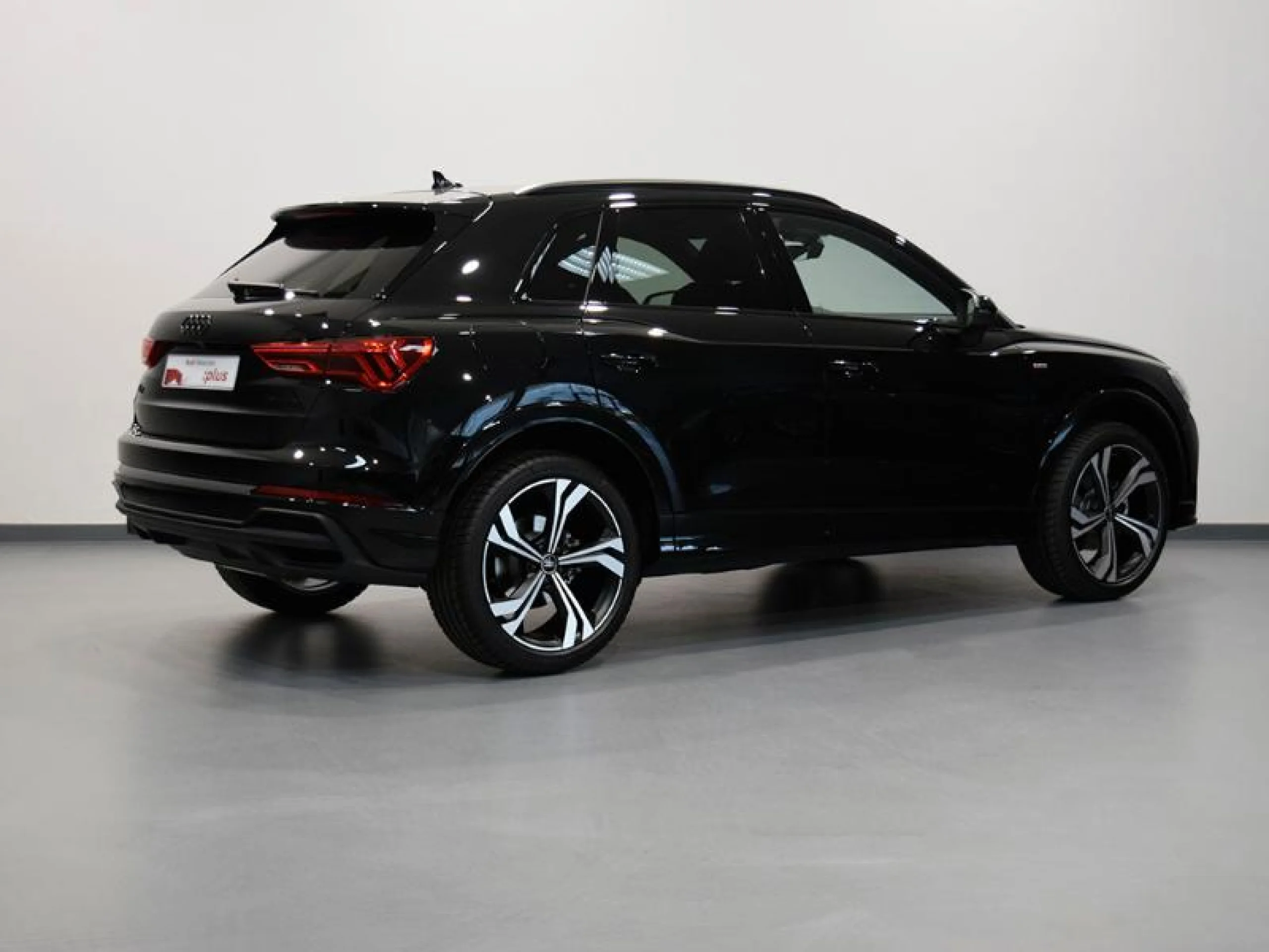 AUDI Q3 BLACK LINE 35 TDI 110KW (150CV) S TRONIC - Foto 4