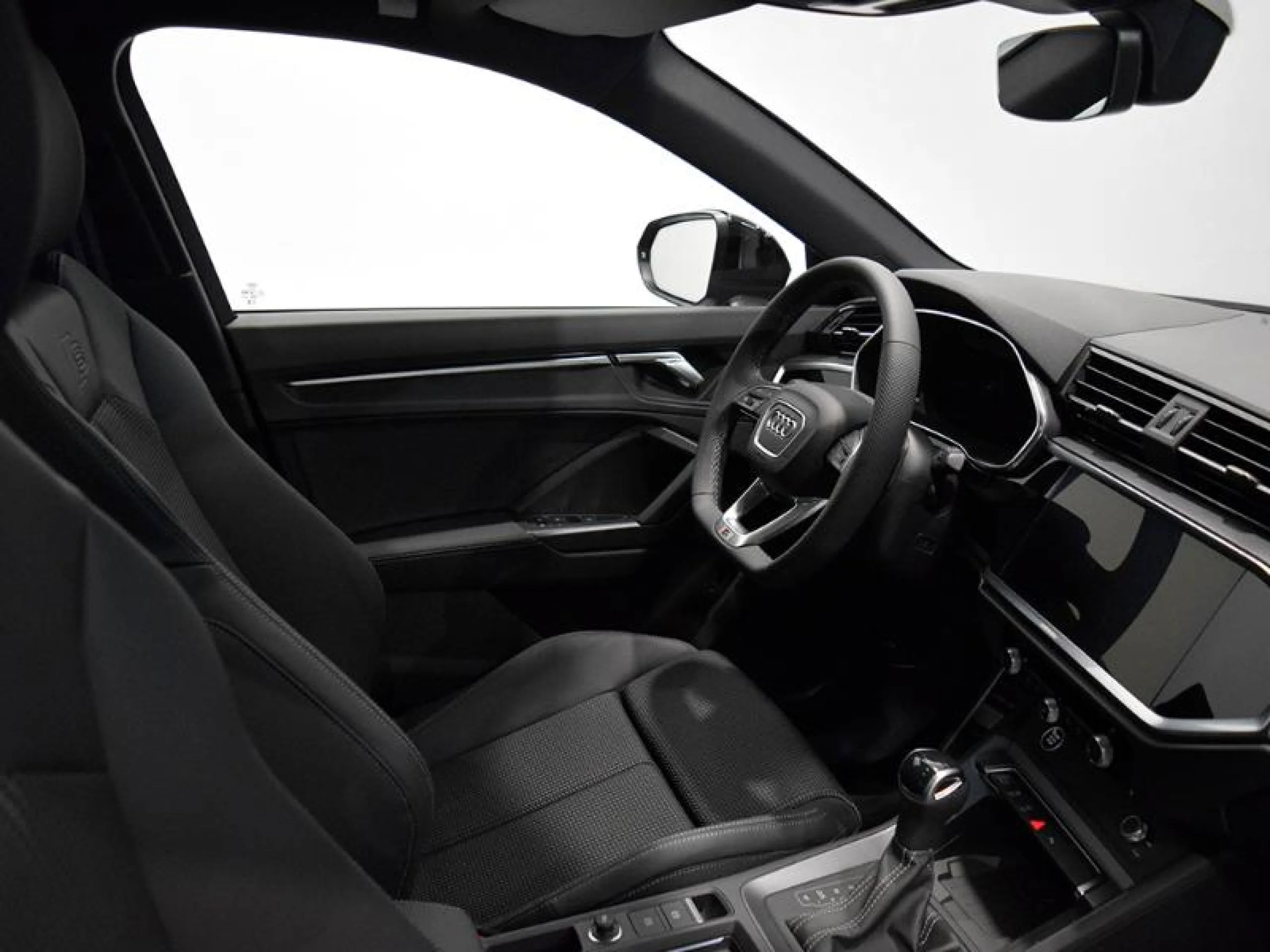 AUDI Q3 BLACK LINE 35 TDI 110KW (150CV) S TRONIC - Foto 9