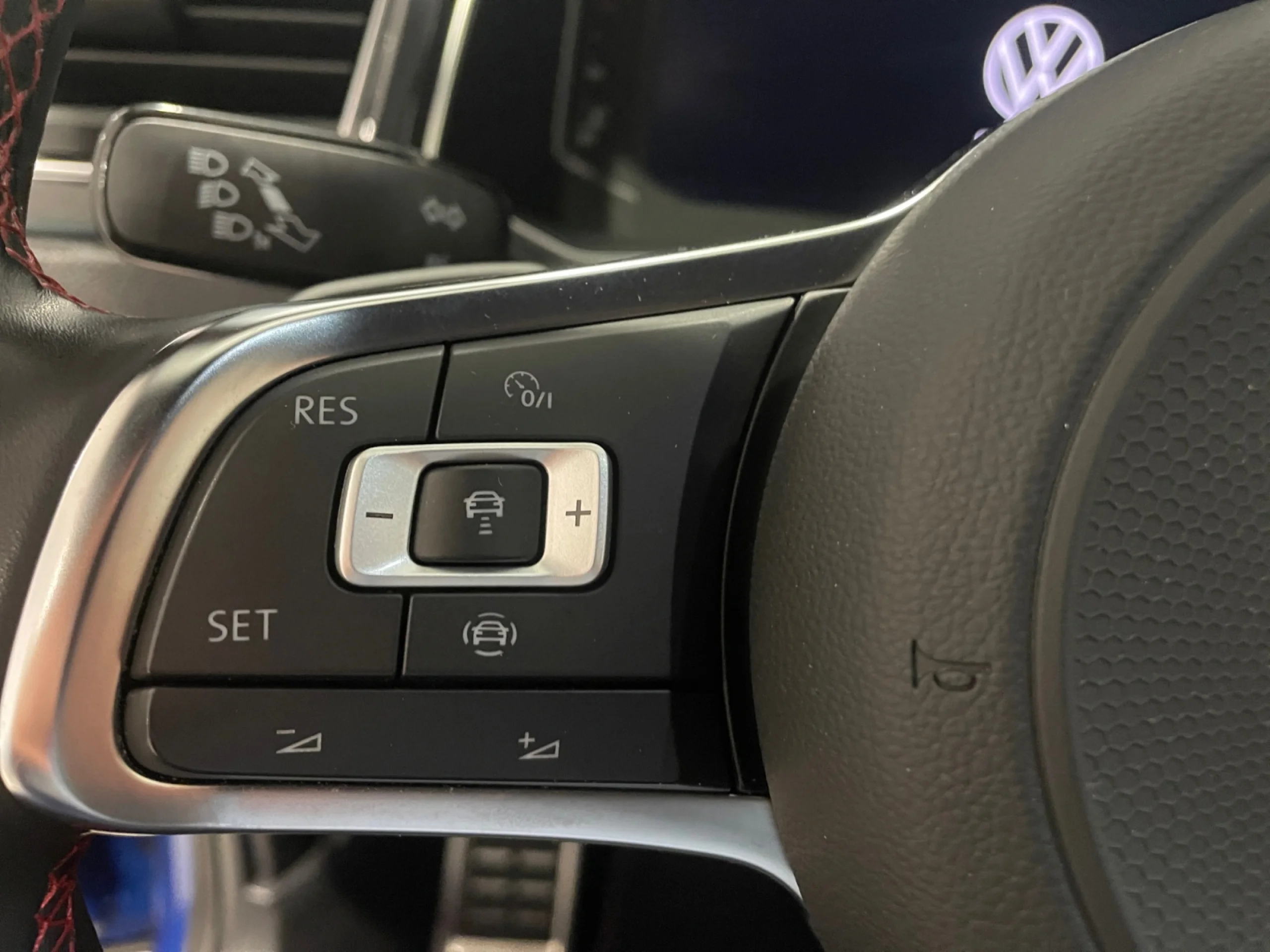 VOLKSWAGEN T ROC SPORT 1.5 TSI 110KW (150CV) DSG - Foto 10