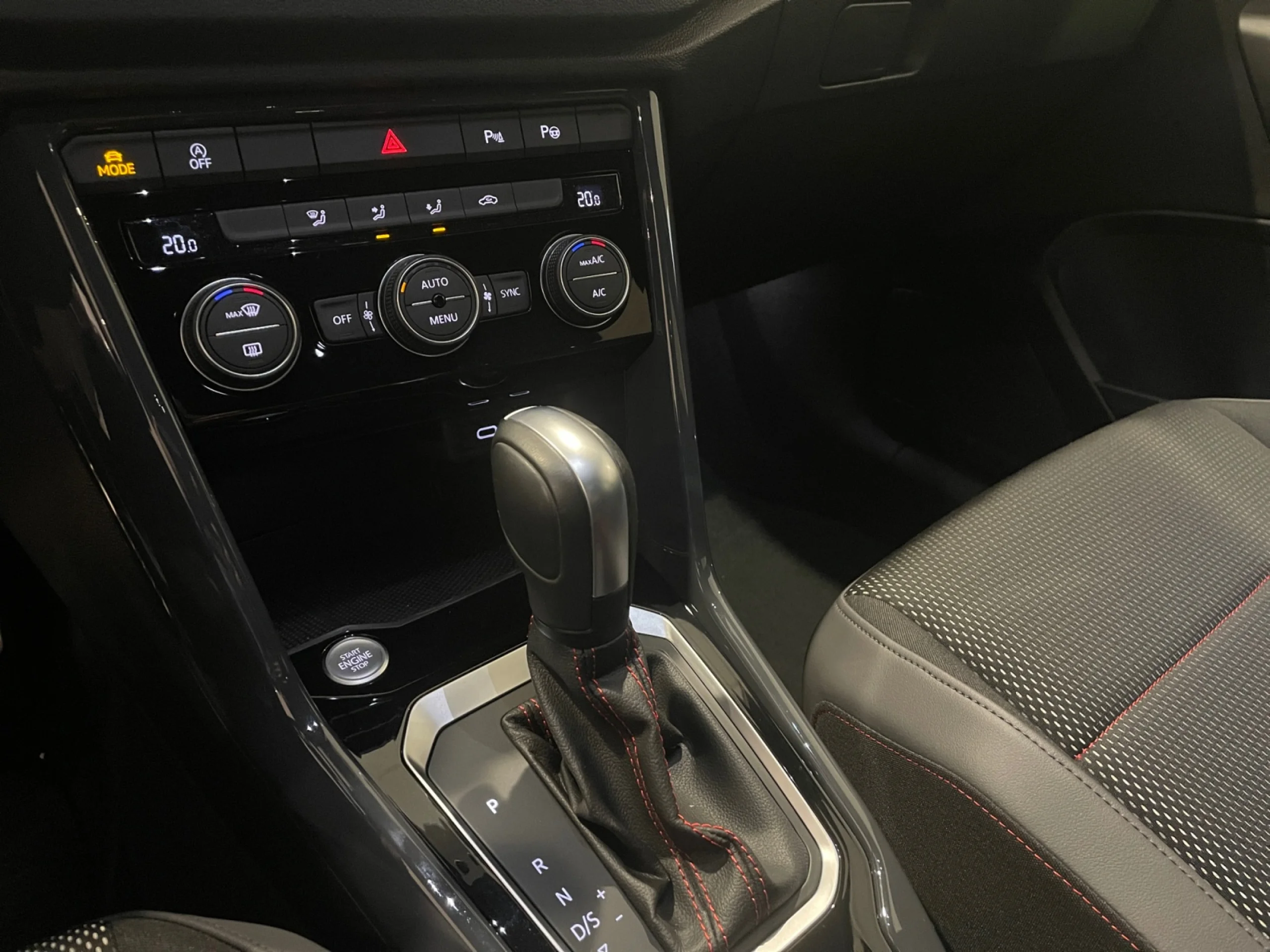 VOLKSWAGEN T ROC SPORT 1.5 TSI 110KW (150CV) DSG - Foto 12