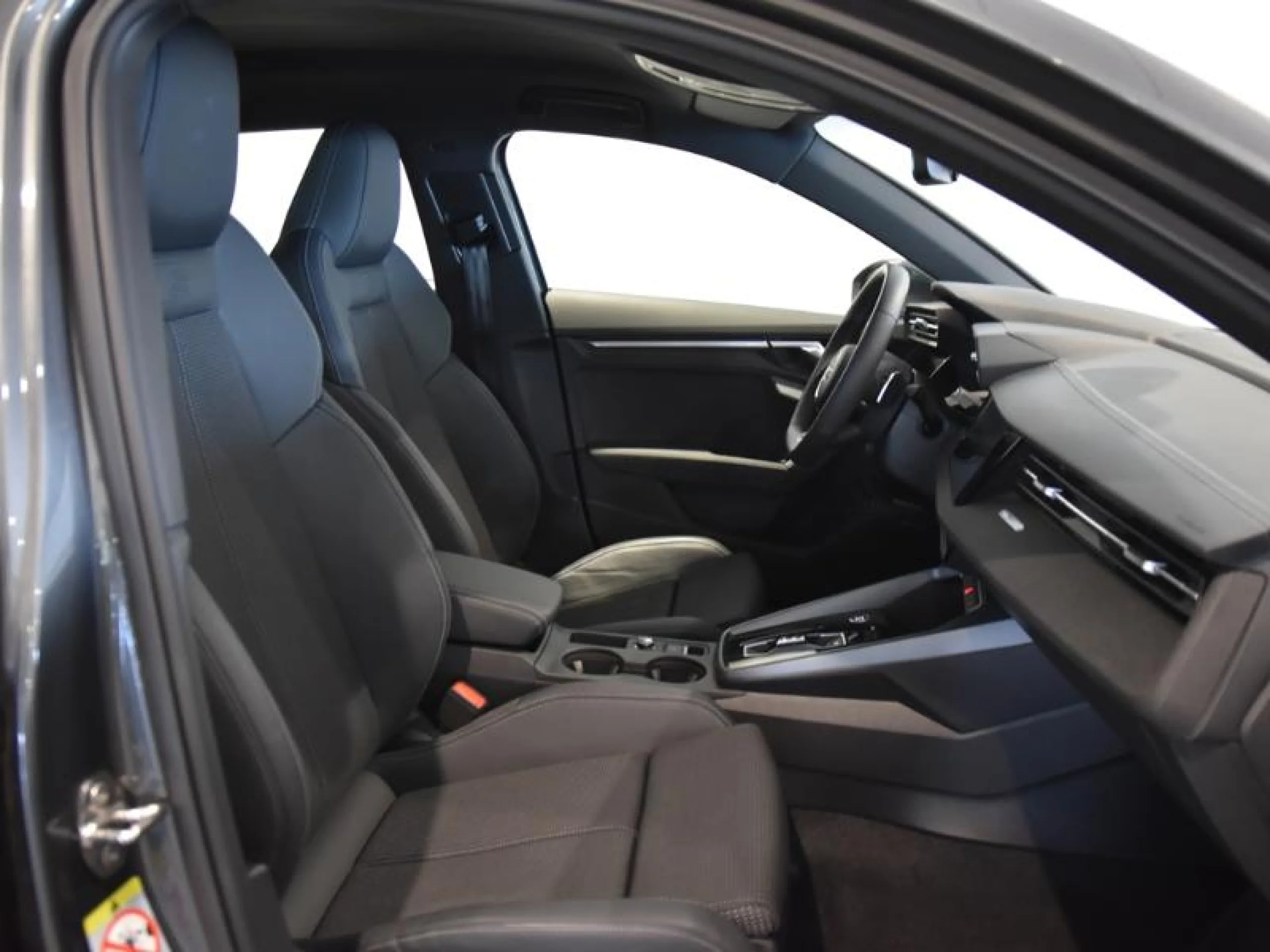 AUDI A3 SPORTBACK S LINE 40 TFSI E 150KW S TRON - Foto 6