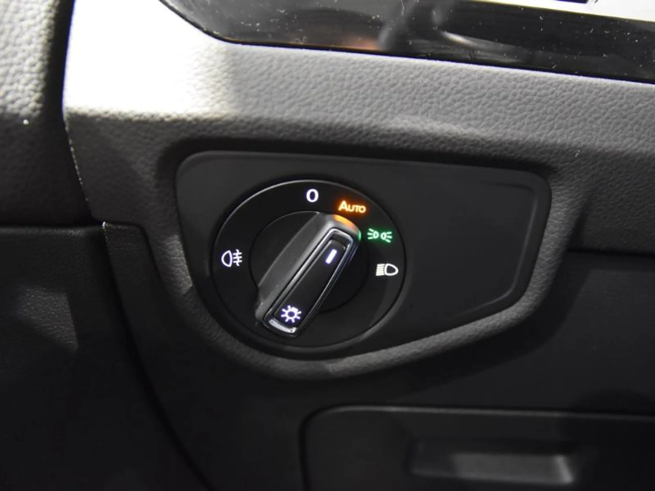 VOLKSWAGEN TOURAN SPORT 2.0 TDI 90KW (122CV) - Foto 18