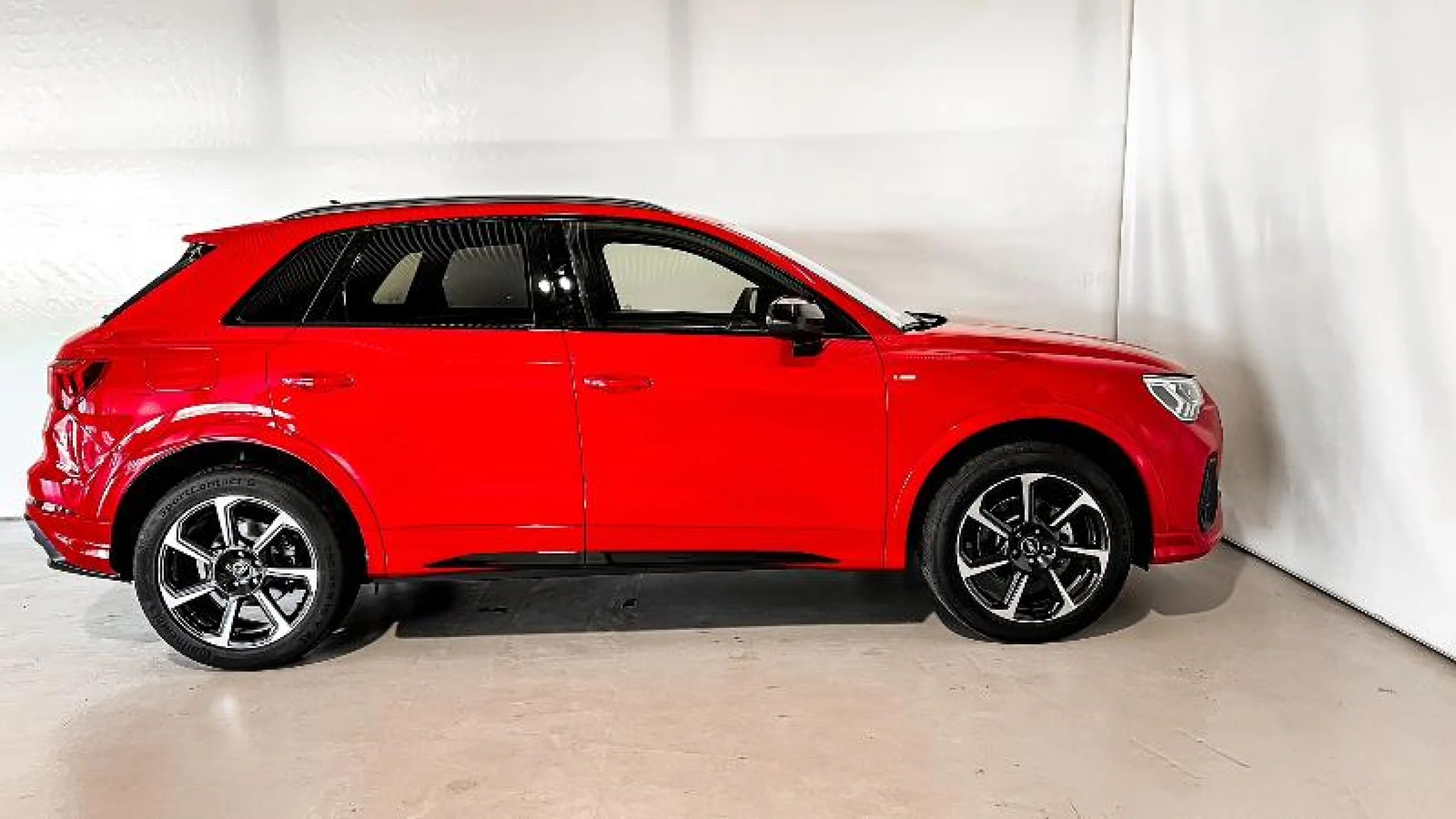 AUDI Q3 BLACK LINE 35 TDI 110KW (150CV) S TRONIC - Foto 3