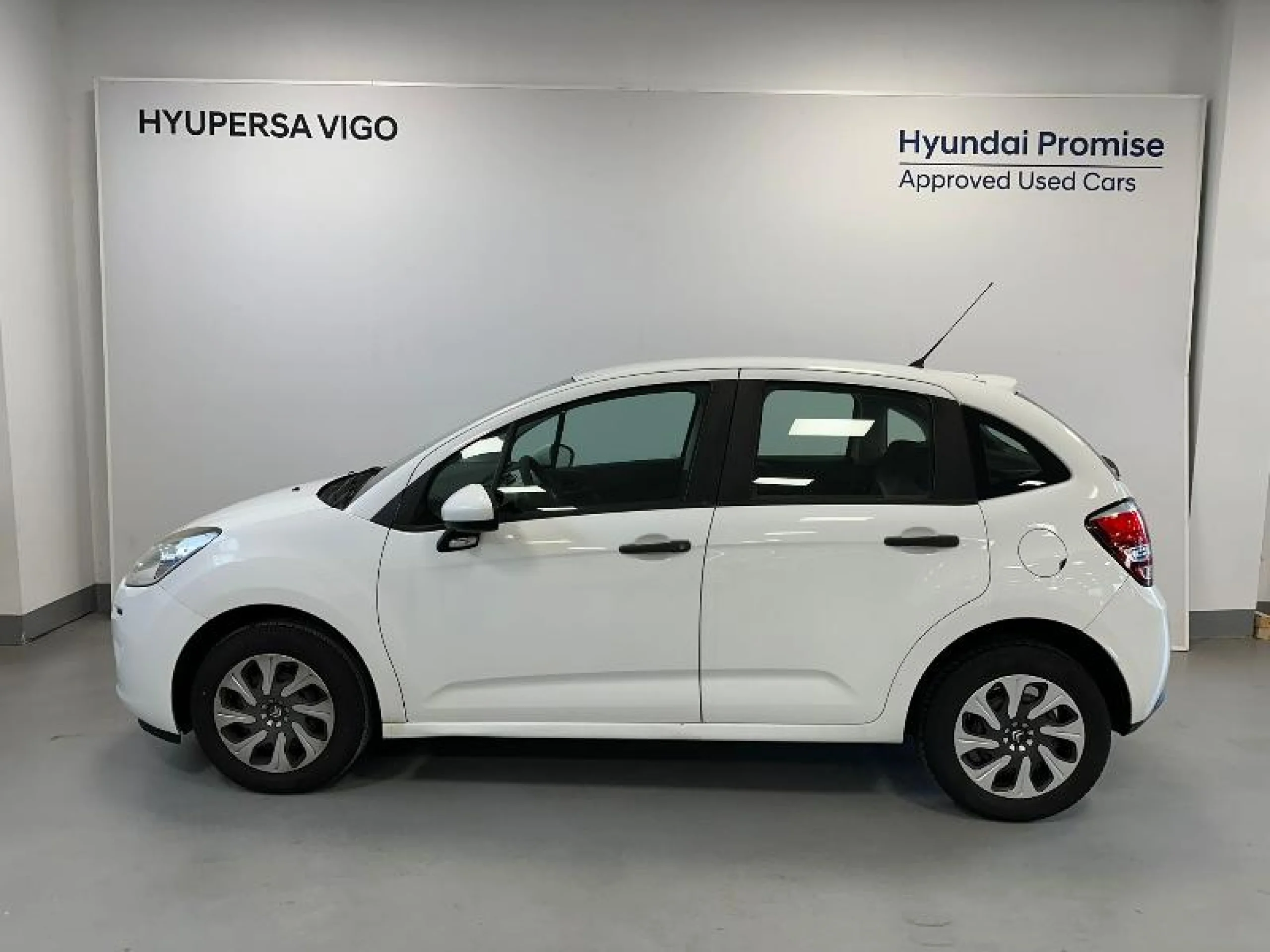 CITROEN C3 PURETECH 68CV TONIC - Foto 2