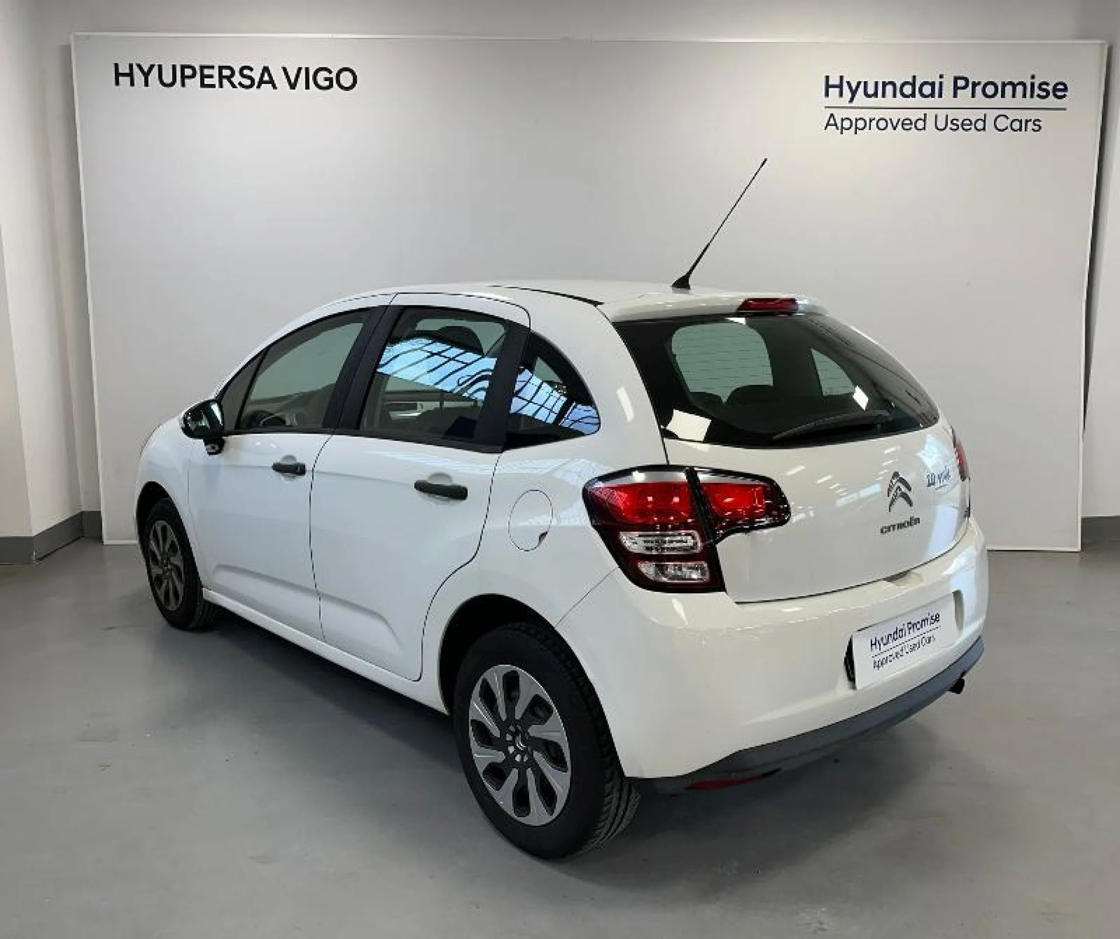 CITROEN C3 PURETECH 68CV TONIC - Foto 3