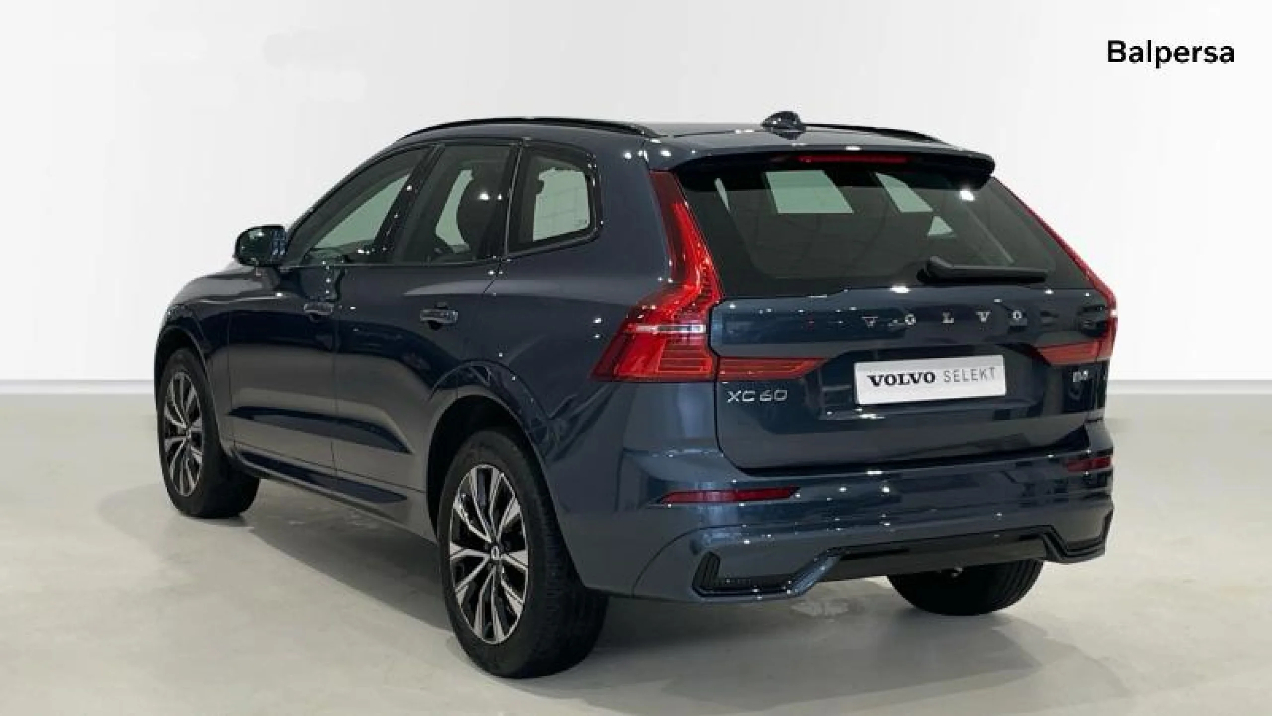 VOLVO XC60 2.0 B4 D PLUS DARK AUTO - Foto 2