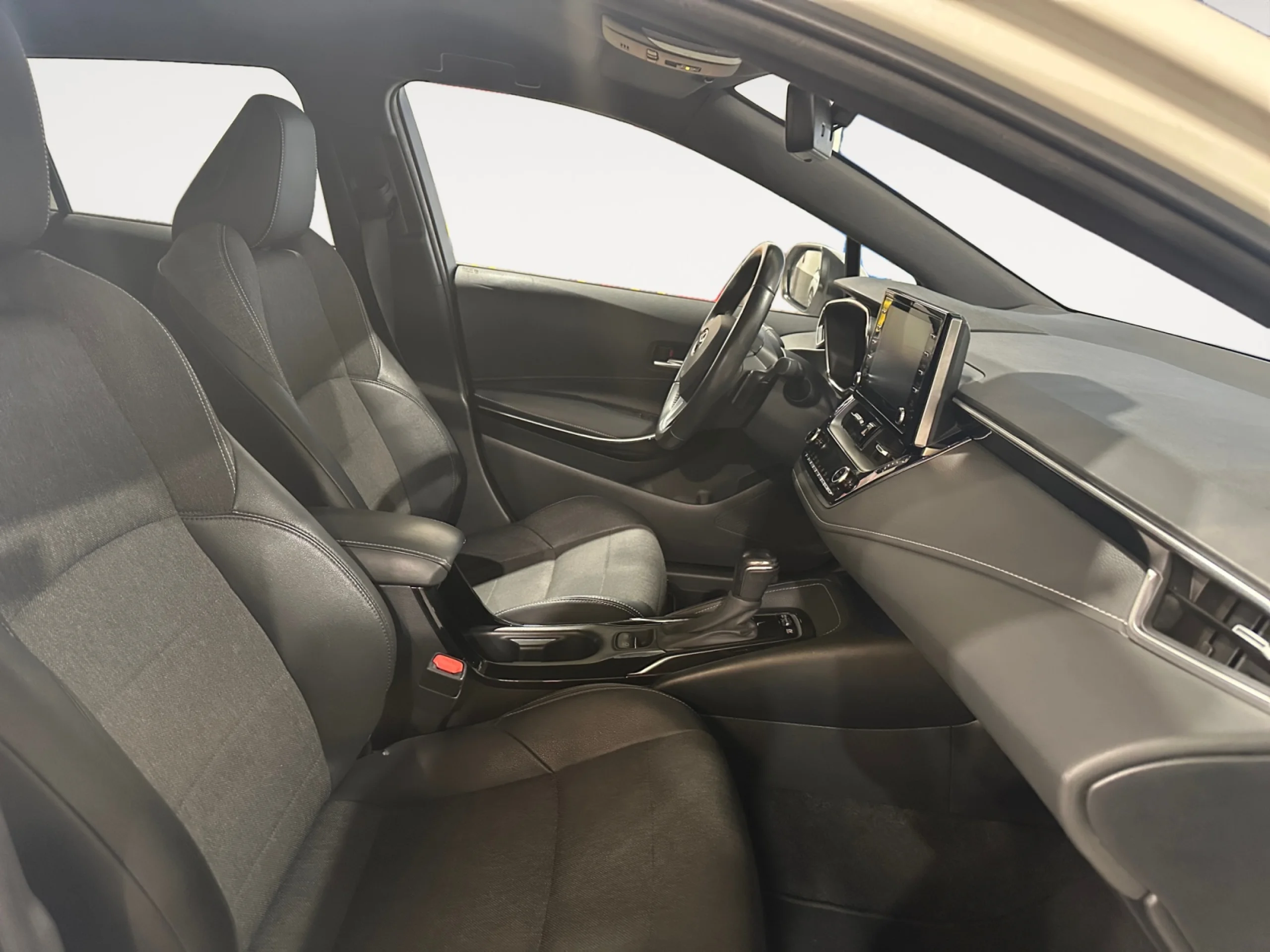 TOYOTA COROLLA 1.8 125H STYLE E CVT TOURING SPORT - Foto 5