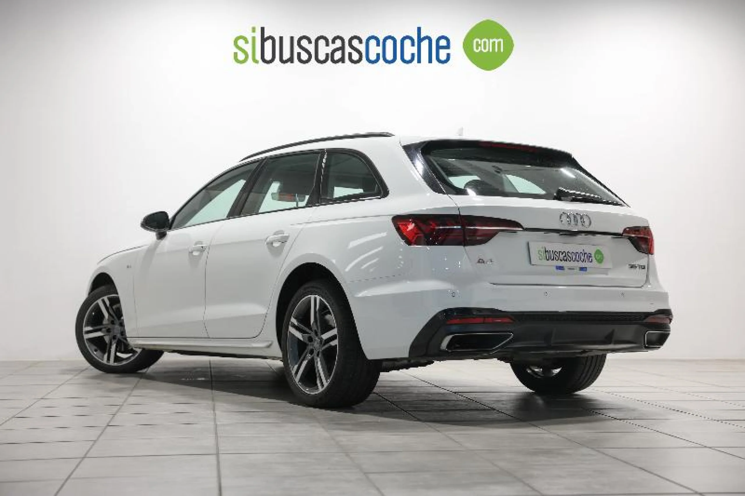 AUDI A4 AVANT S LINE 35 TDI 120KW S TRONIC - Foto 2