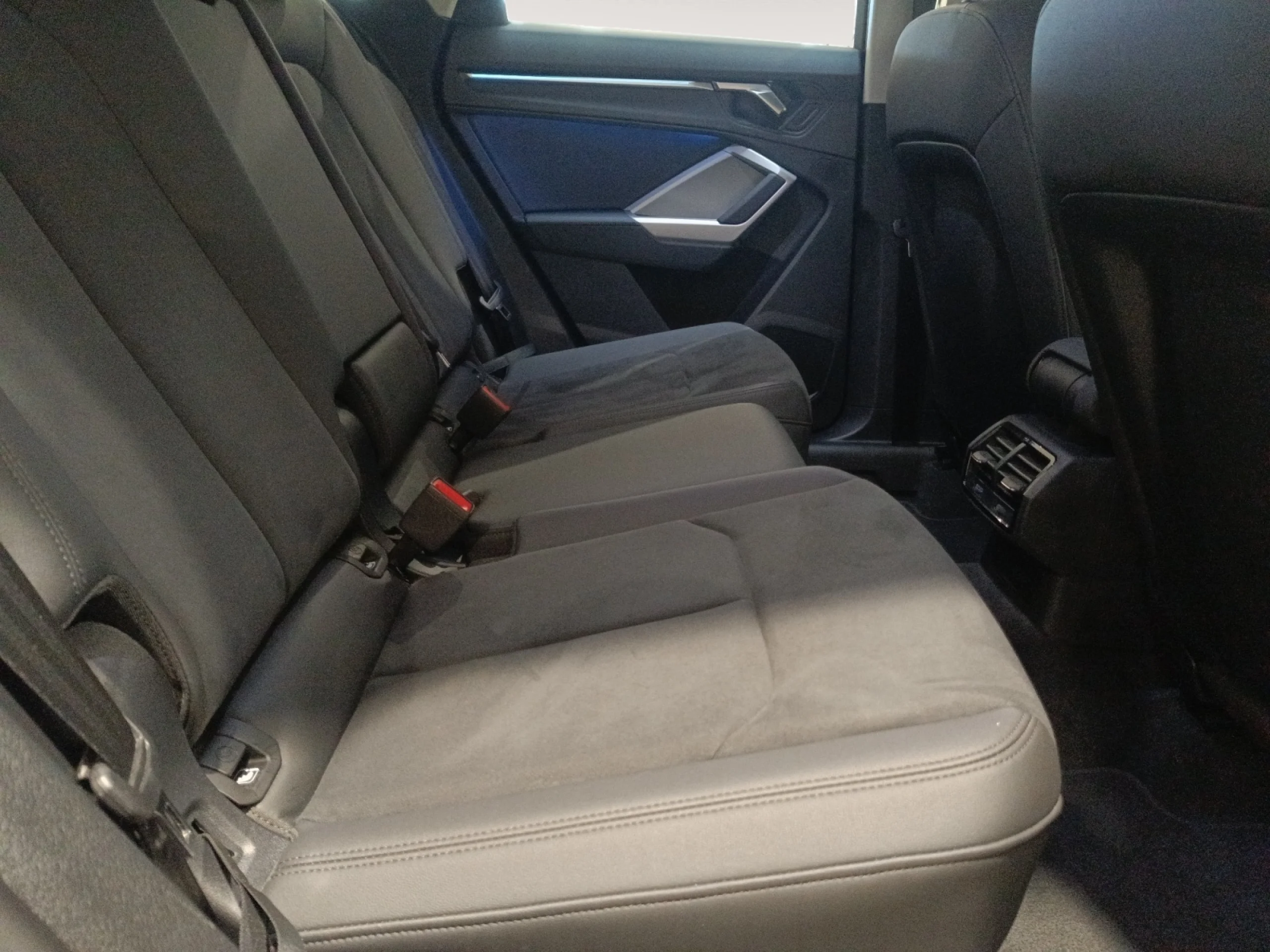 AUDI Q3 ADVANCED 35 TFSI 110KW (150CV) S TRONIC - Foto 9