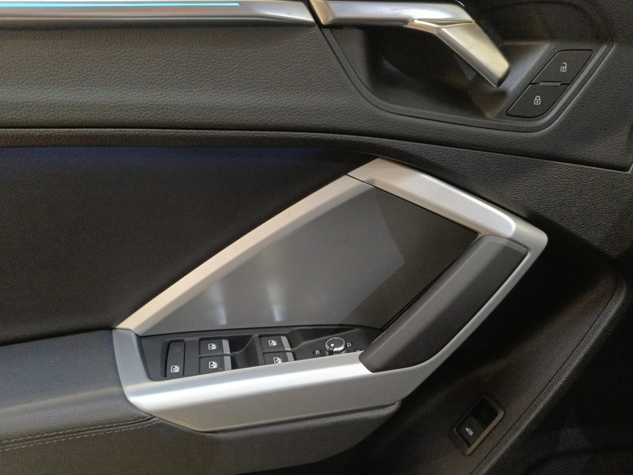 AUDI Q3 ADVANCED 35 TFSI 110KW (150CV) S TRONIC - Foto 16