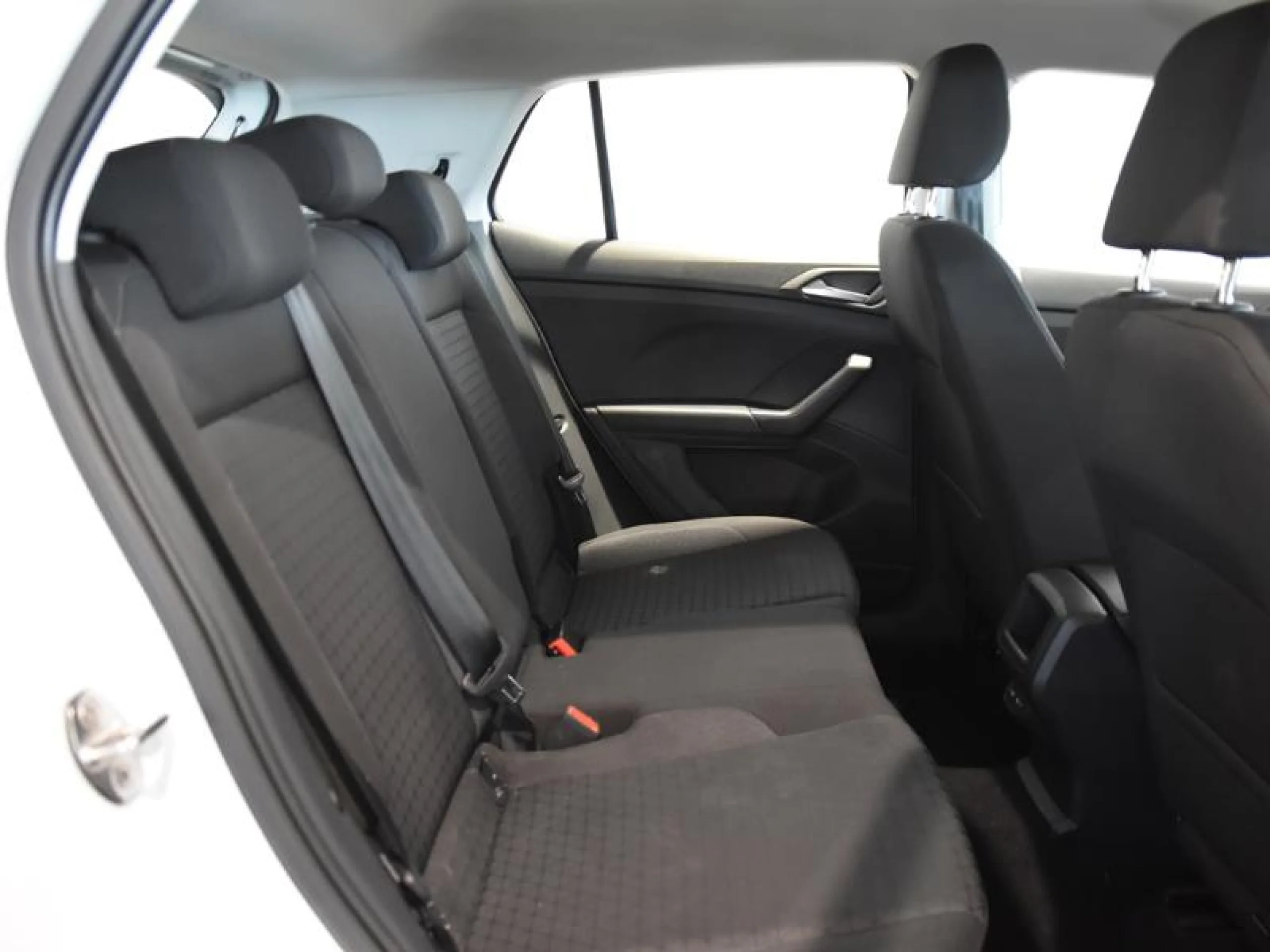 VOLKSWAGEN T CROSS ADVANCE 1.0 TSI 81KW (110CV) DSG - Foto 6