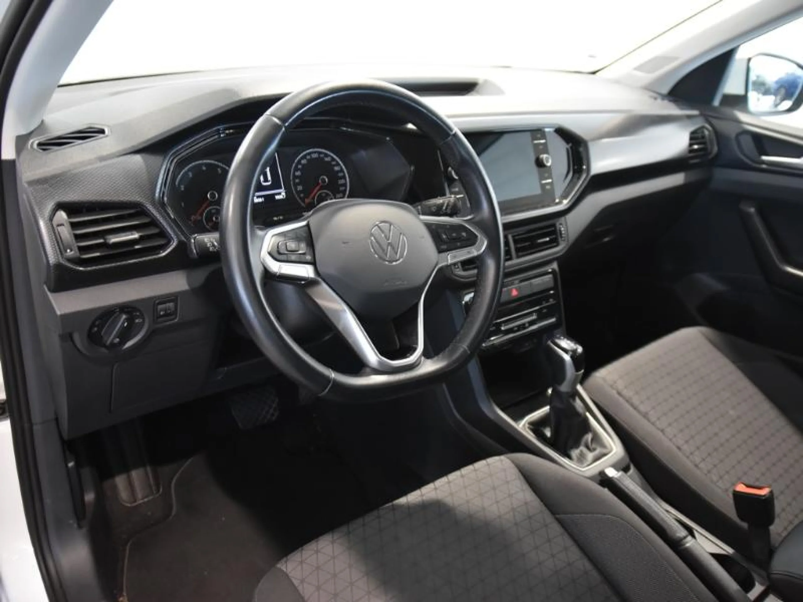 VOLKSWAGEN T CROSS ADVANCE 1.0 TSI 81KW (110CV) DSG - Foto 9