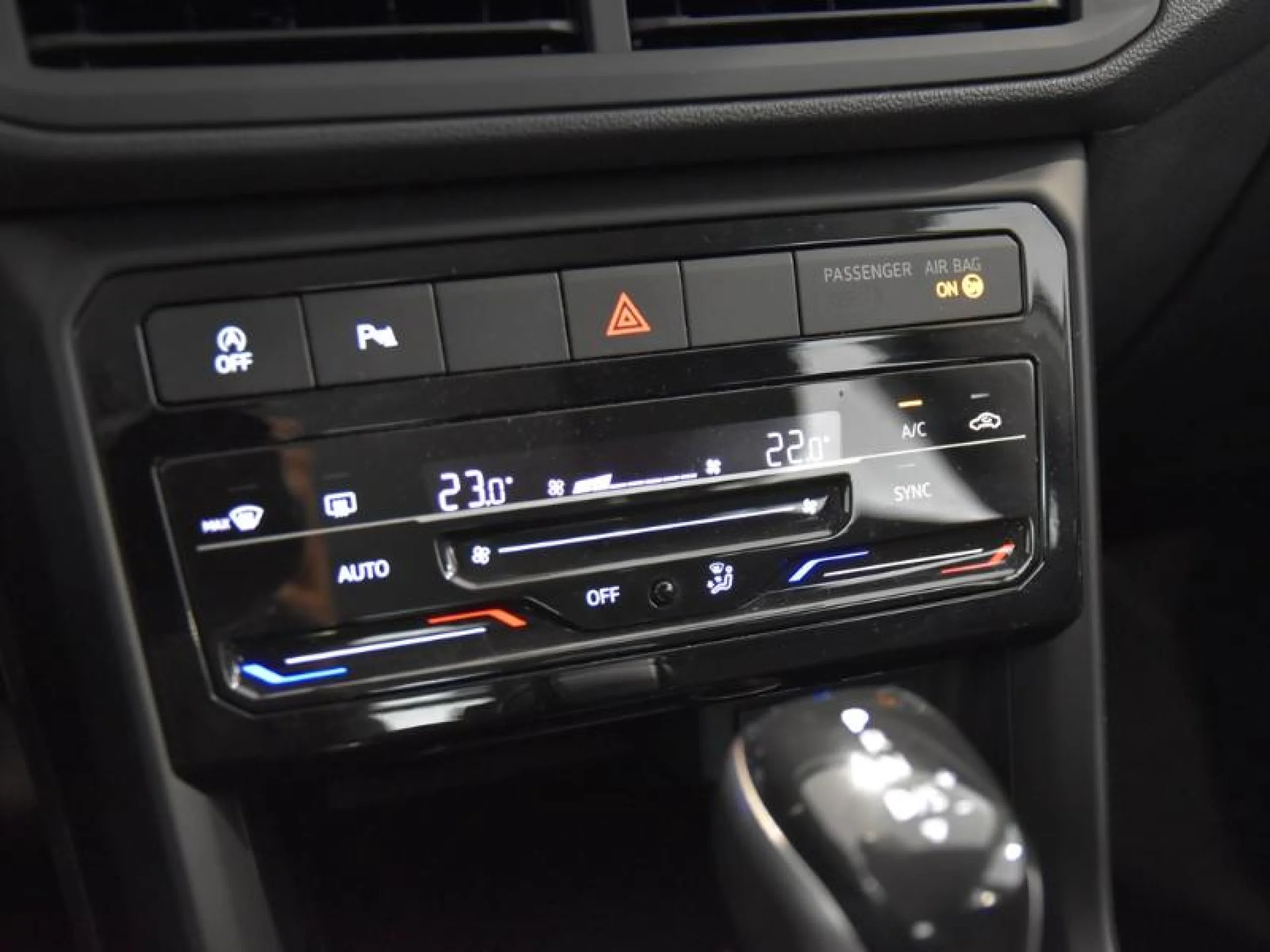 VOLKSWAGEN T CROSS ADVANCE 1.0 TSI 81KW (110CV) DSG - Foto 11