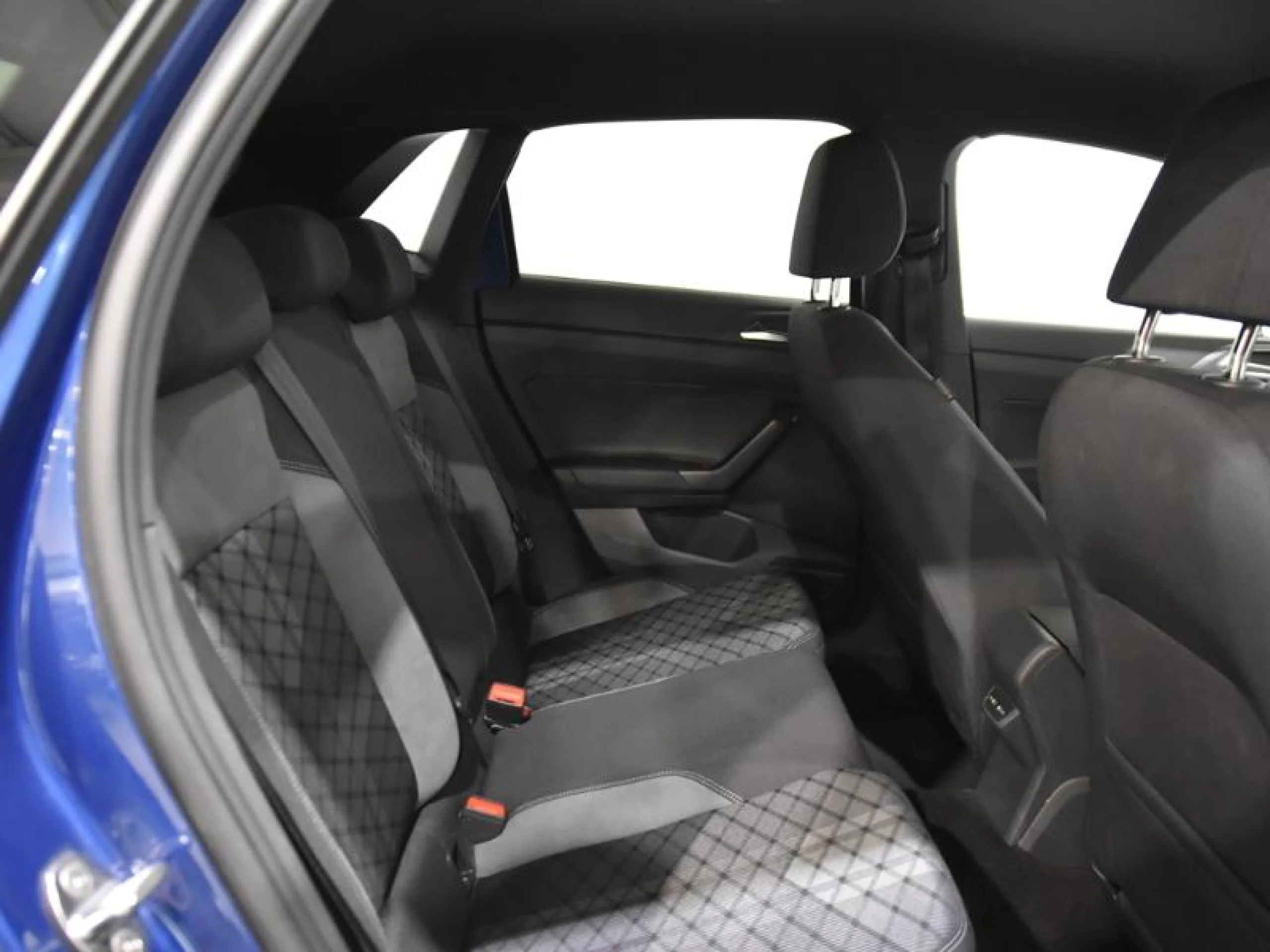 VOLKSWAGEN POLO R LINE 1.0 TSI 81KW (110CV) DSG - Foto 6