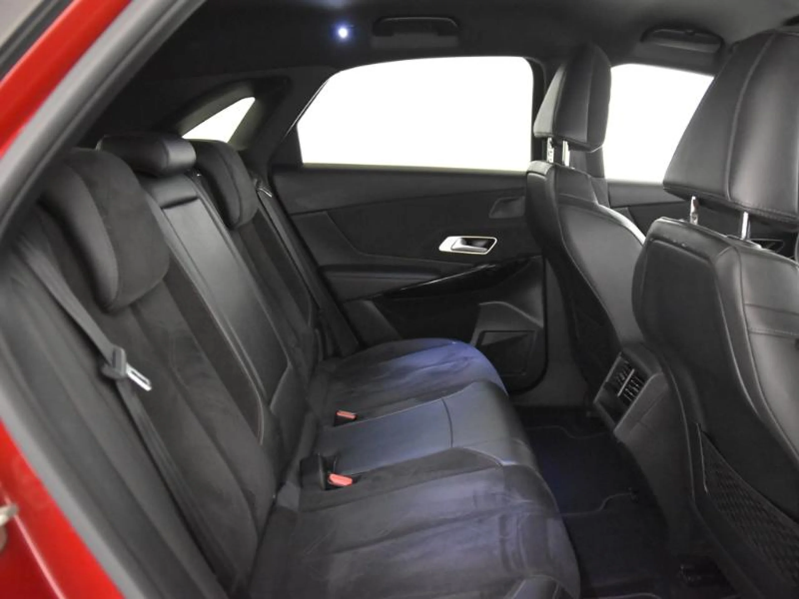 DS DS 7 CROSSBACK BLUEHDI 132KW (180CV) AUTO. BE CHIC - Foto 5