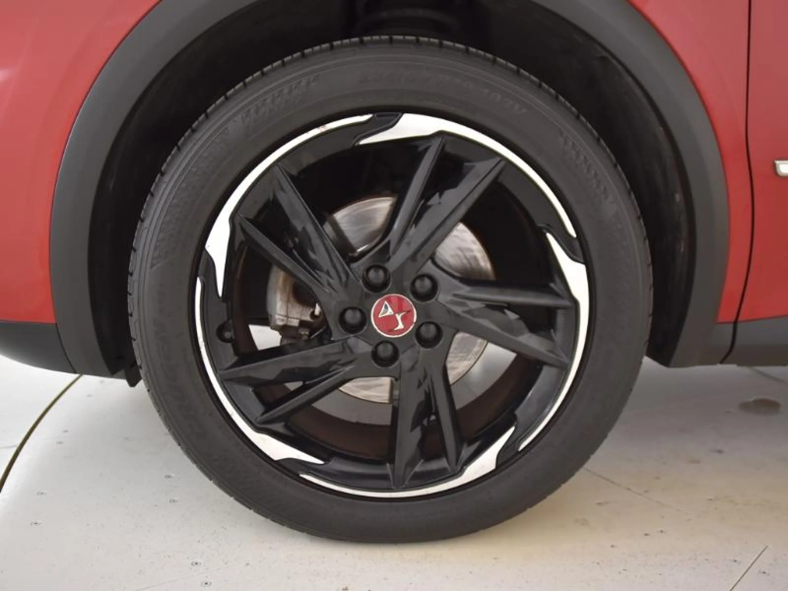 DS DS 7 CROSSBACK BLUEHDI 132KW (180CV) AUTO. BE CHIC - Foto 8