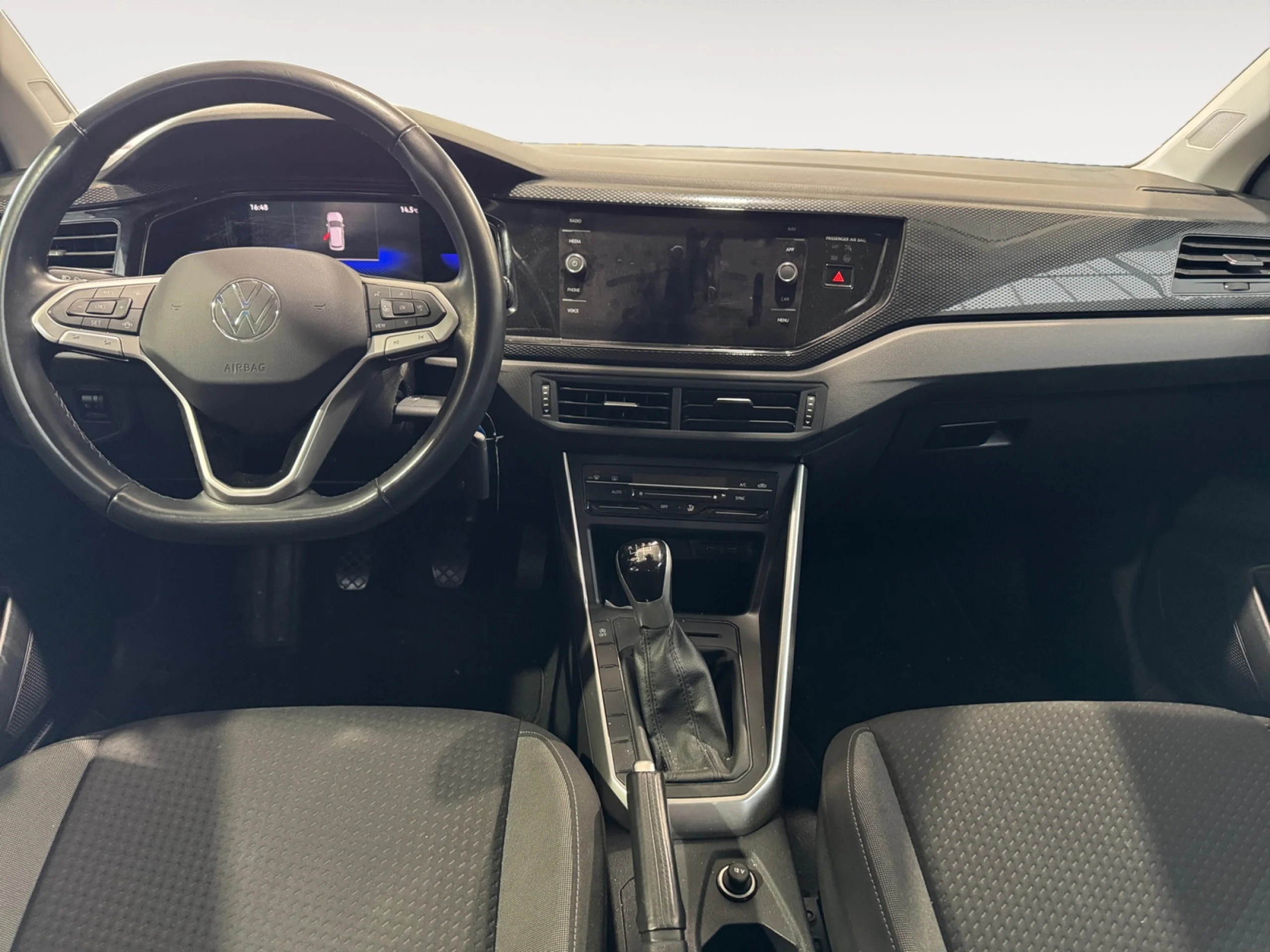 VOLKSWAGEN POLO LIFE 1.0 TSI 70KW (95CV) - Foto 8