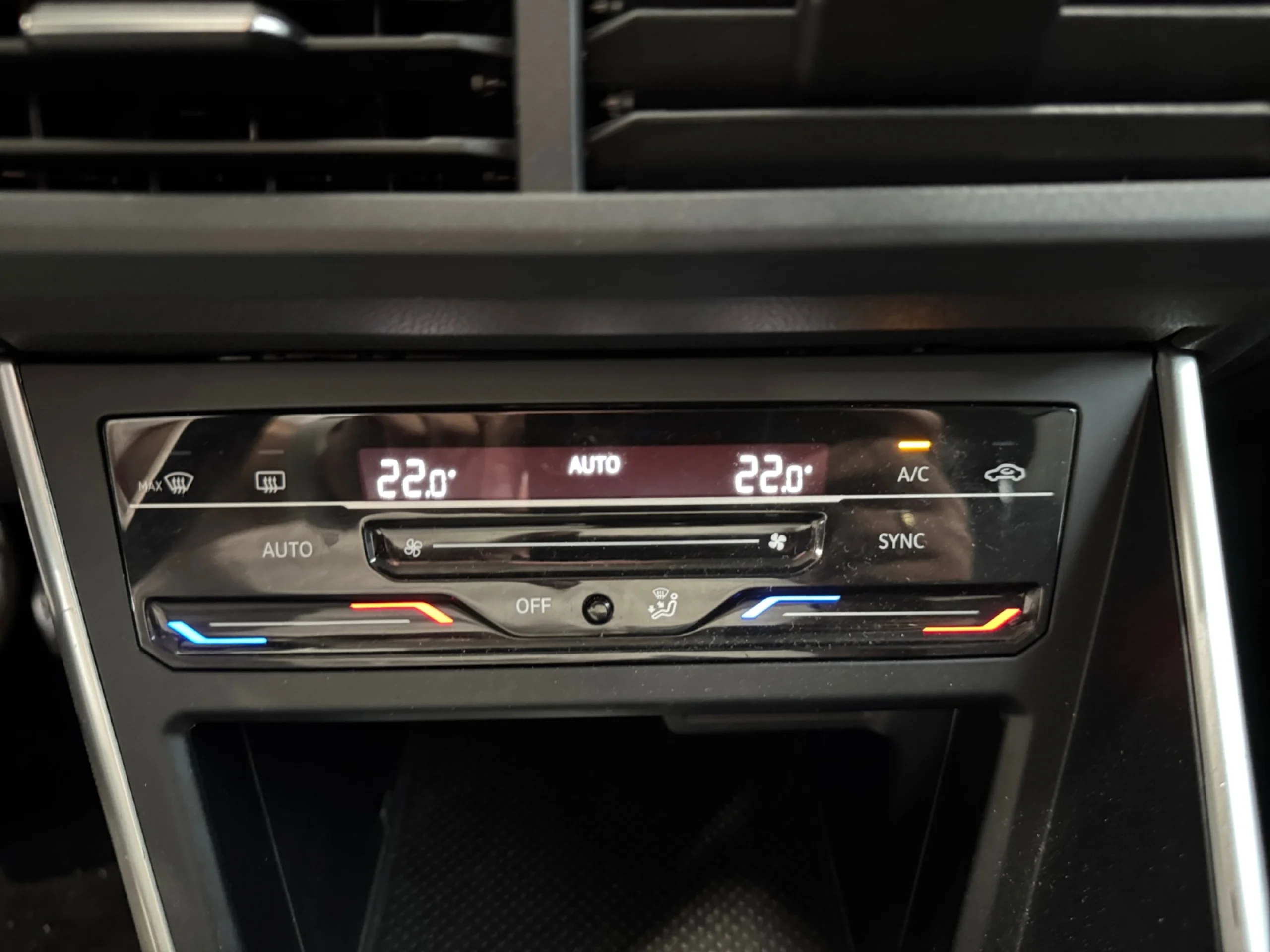 VOLKSWAGEN POLO LIFE 1.0 TSI 70KW (95CV) - Foto 18