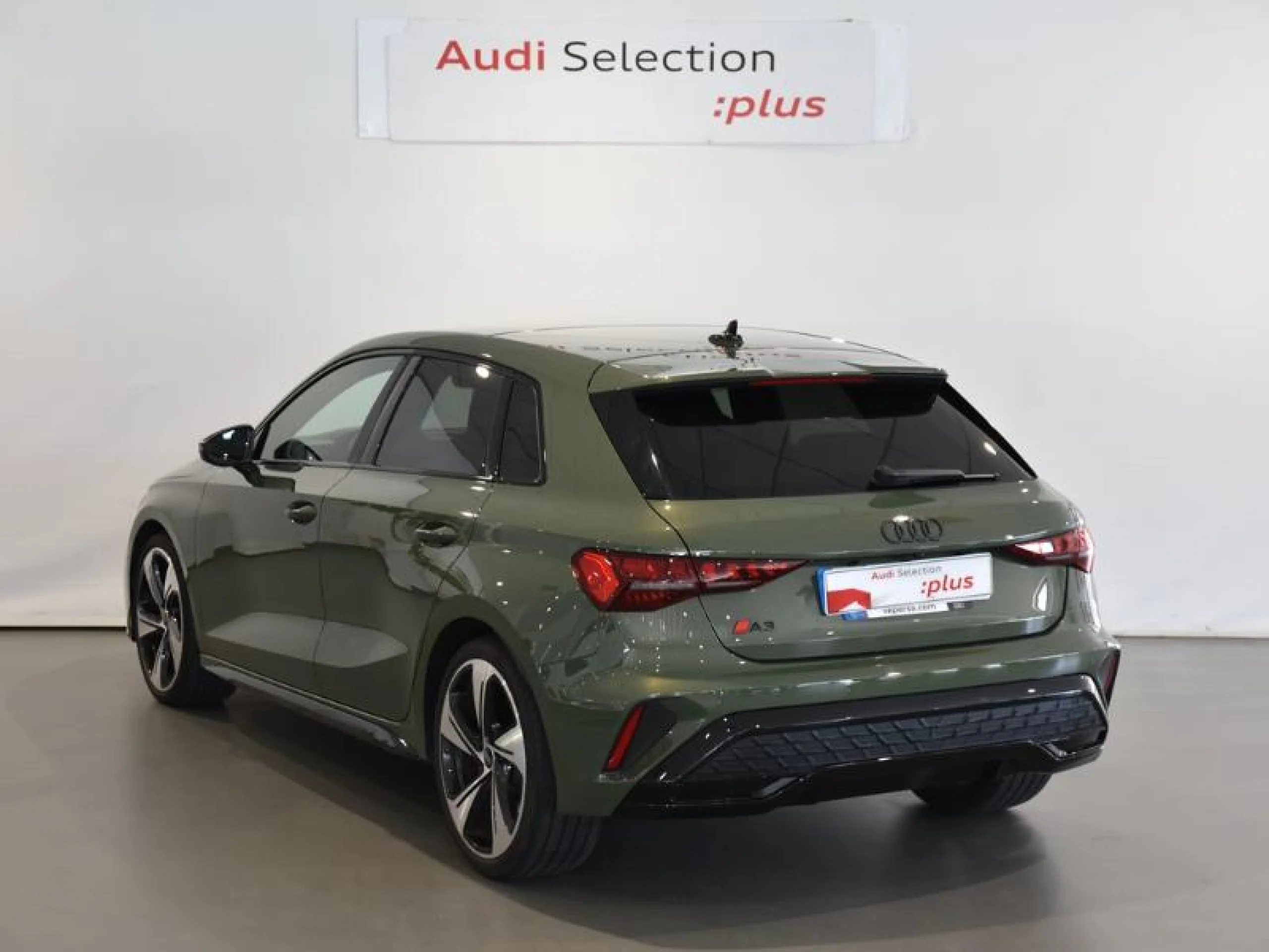 AUDI A3 SPORTBACK BLACK LINE 35 TDI 110KW S TRON - Foto 2