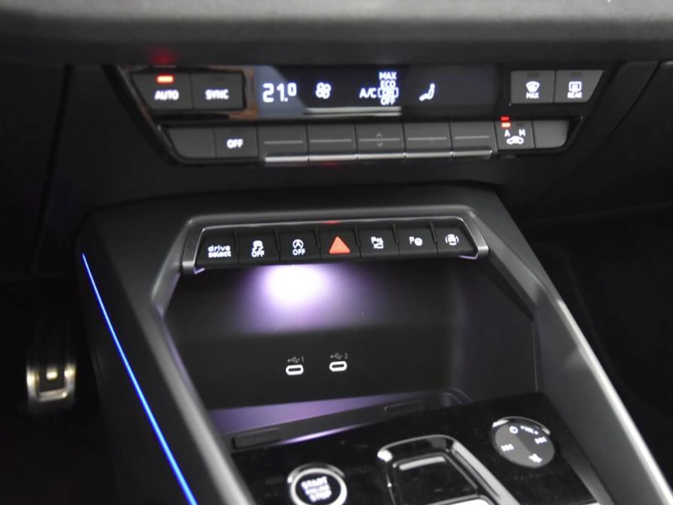 AUDI A3 SPORTBACK BLACK LINE 35 TDI 110KW S TRON - Foto 14