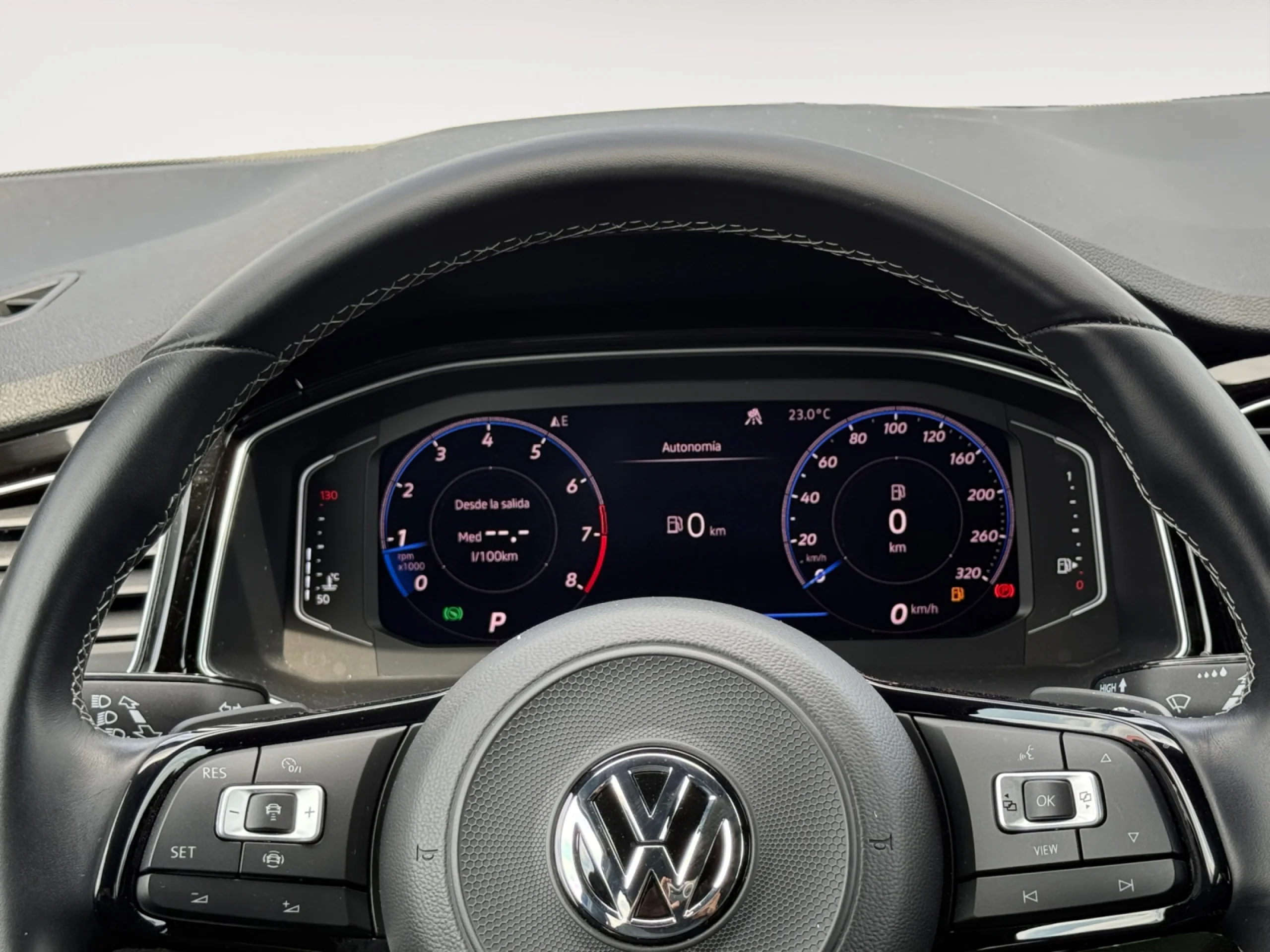 VOLKSWAGEN T ROC R 2.0 TSI 221KW (300CV) 4MOTION DSG - Foto 10