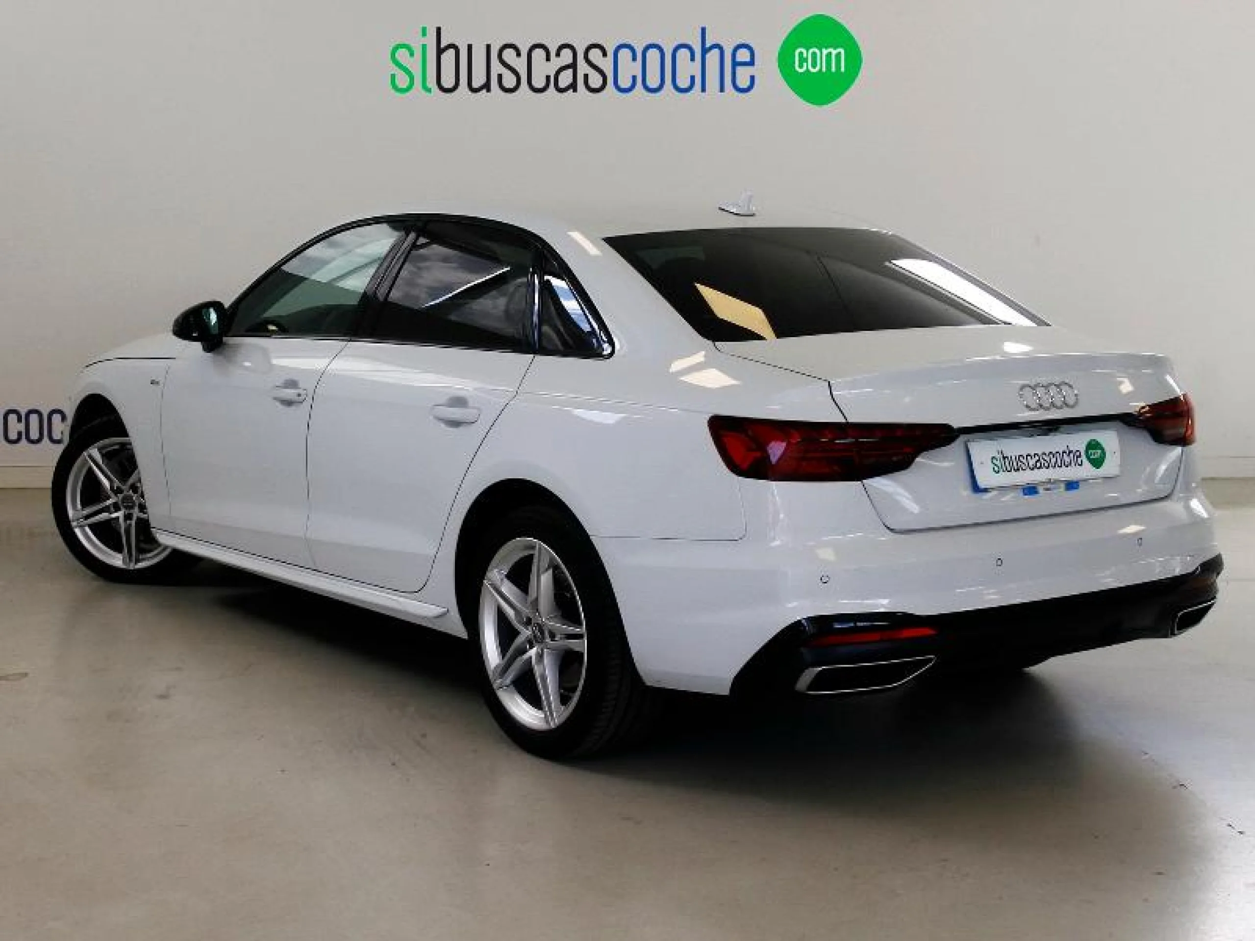 AUDI A4 S LINE 35 TFSI 110KW (150CV) - Foto 2