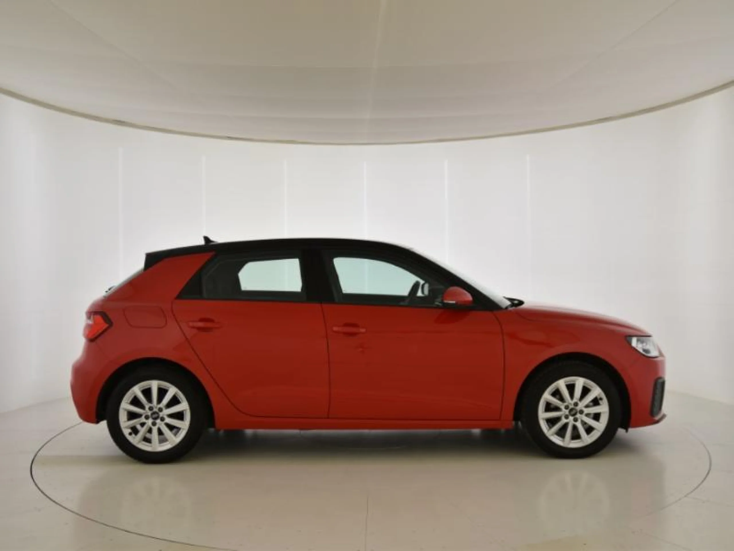 AUDI A1 SPORTBACK 25 TFSI 70KW (95CV) - Foto 3