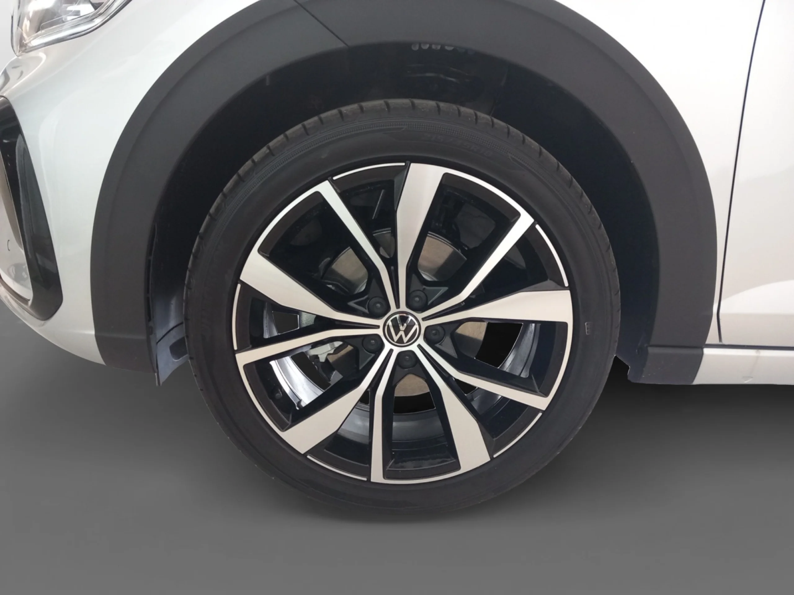 VOLKSWAGEN TAIGO R LINE 1.0 TSI 85KW (116CV) - Foto 8