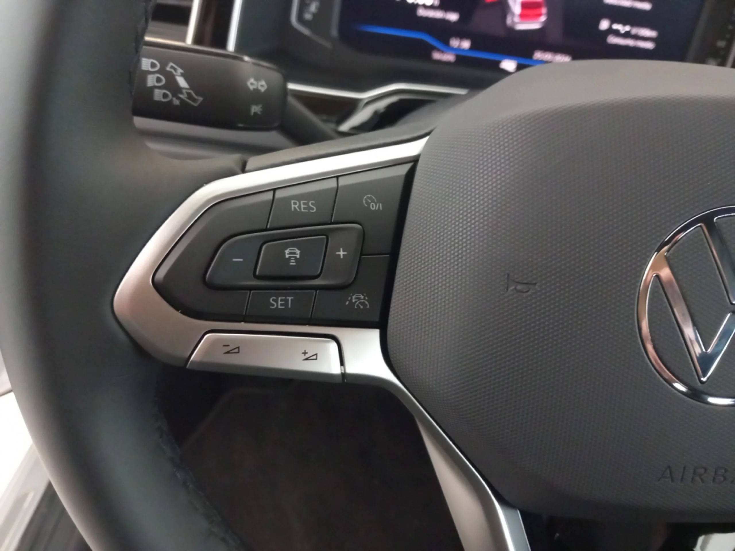 VOLKSWAGEN TAIGO R LINE 1.0 TSI 85KW (116CV) - Foto 11