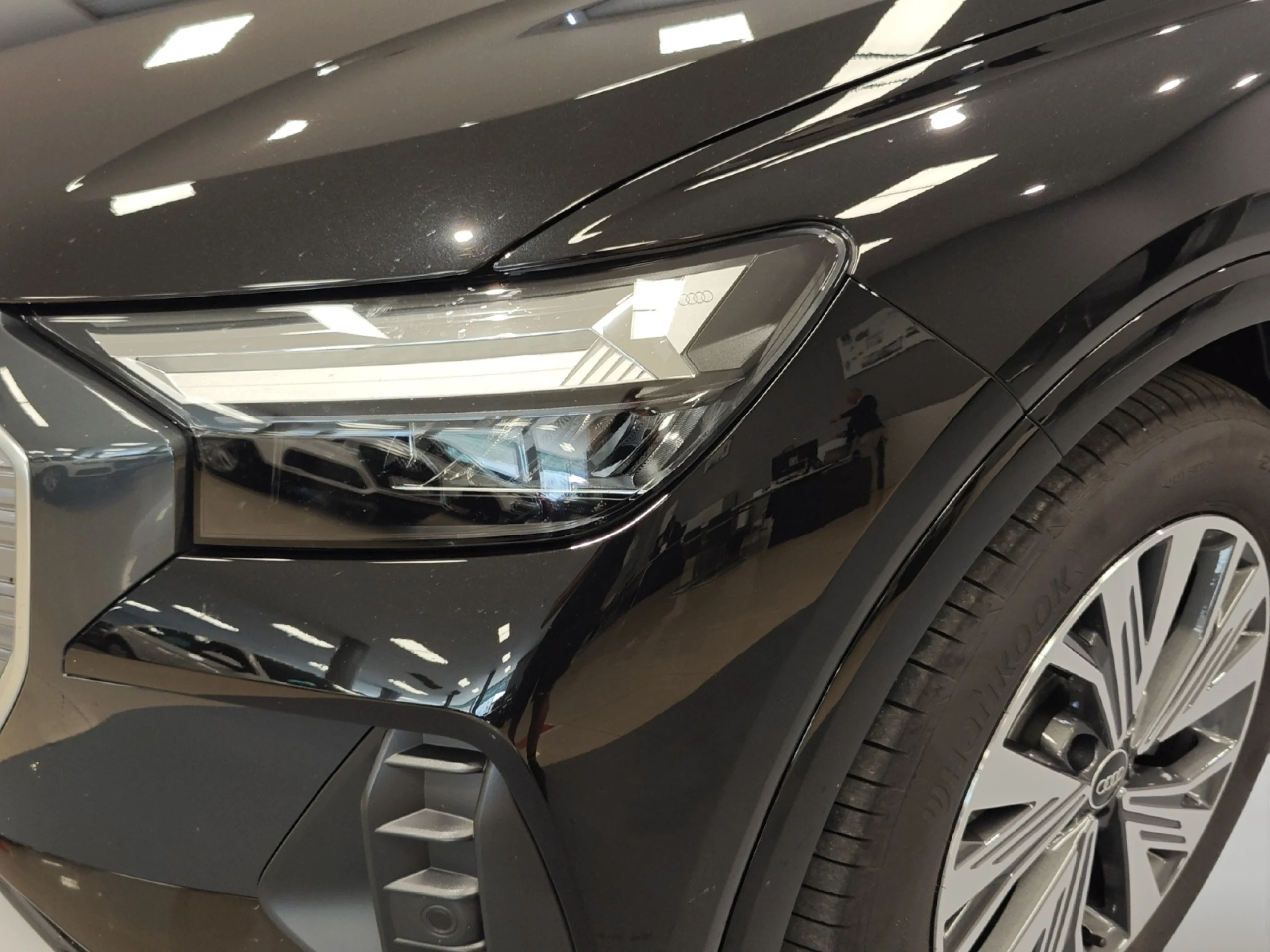 AUDI Q4 E TRON ADVANCED 40 E TRON 150KW 63KWH - Foto 22