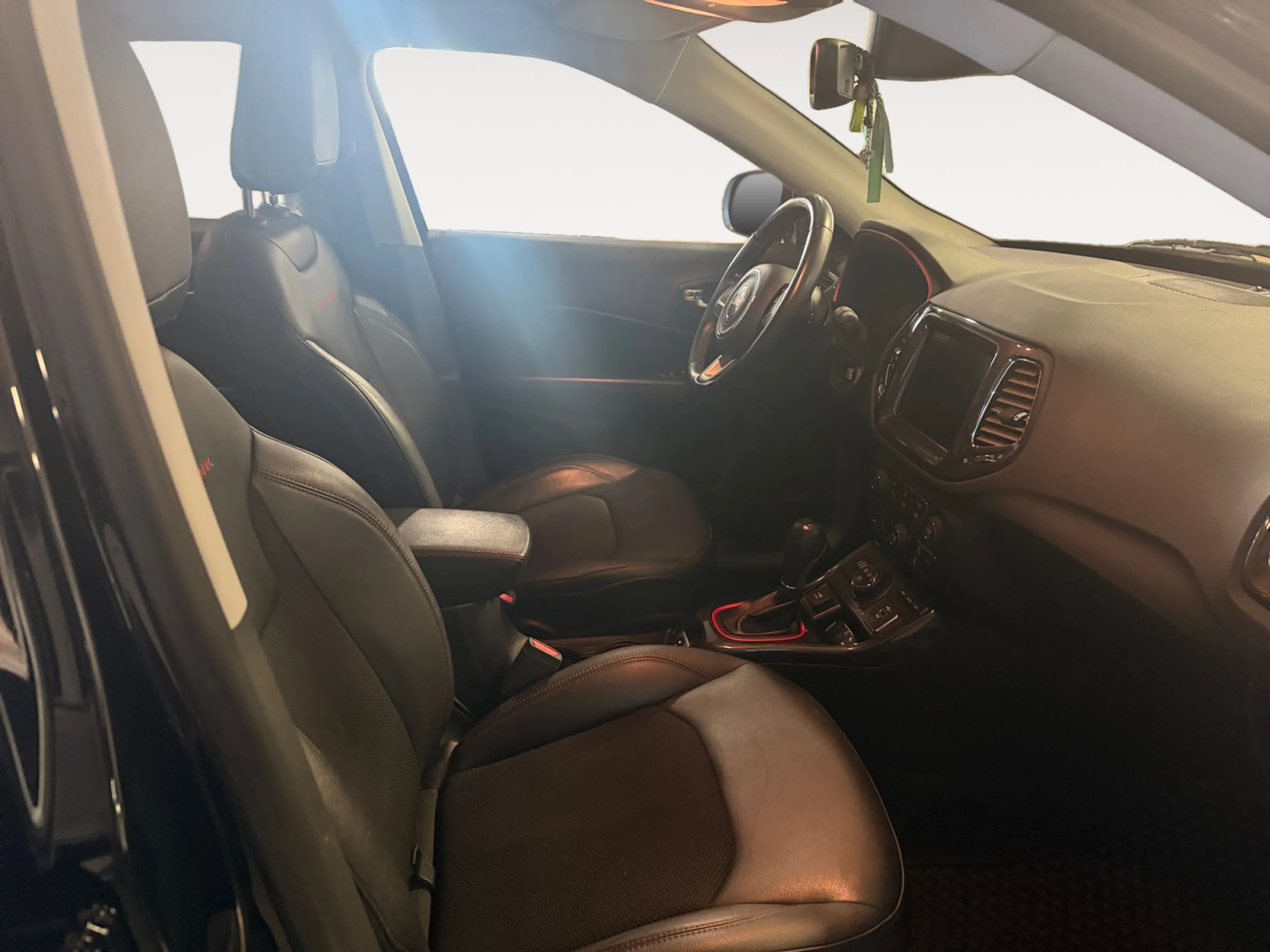 JEEP COMPASS 1.3 PHEV 177KW (240CV) TRAILHAWK AT AWD - Foto 5