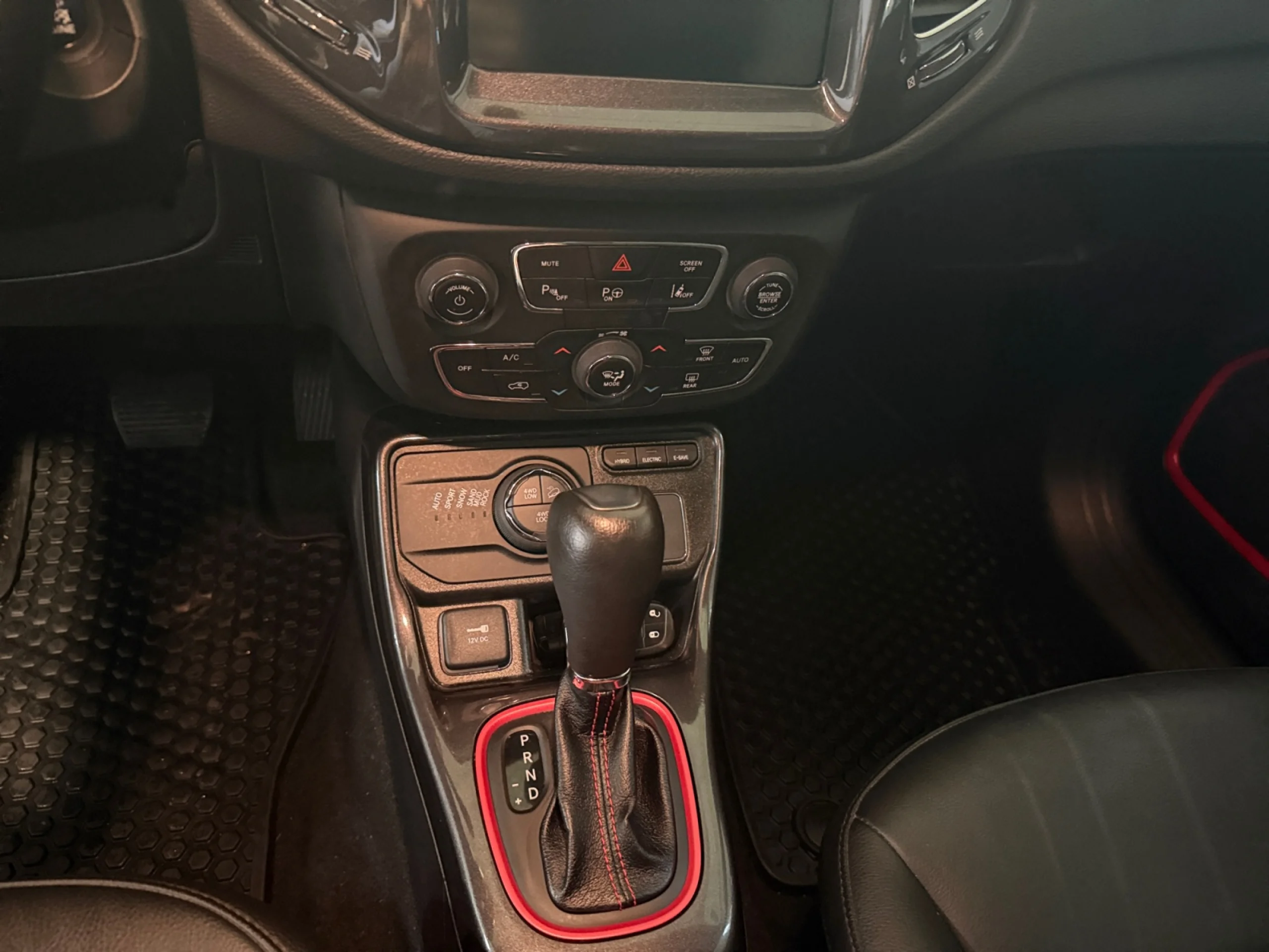 JEEP COMPASS 1.3 PHEV 177KW (240CV) TRAILHAWK AT AWD - Foto 14