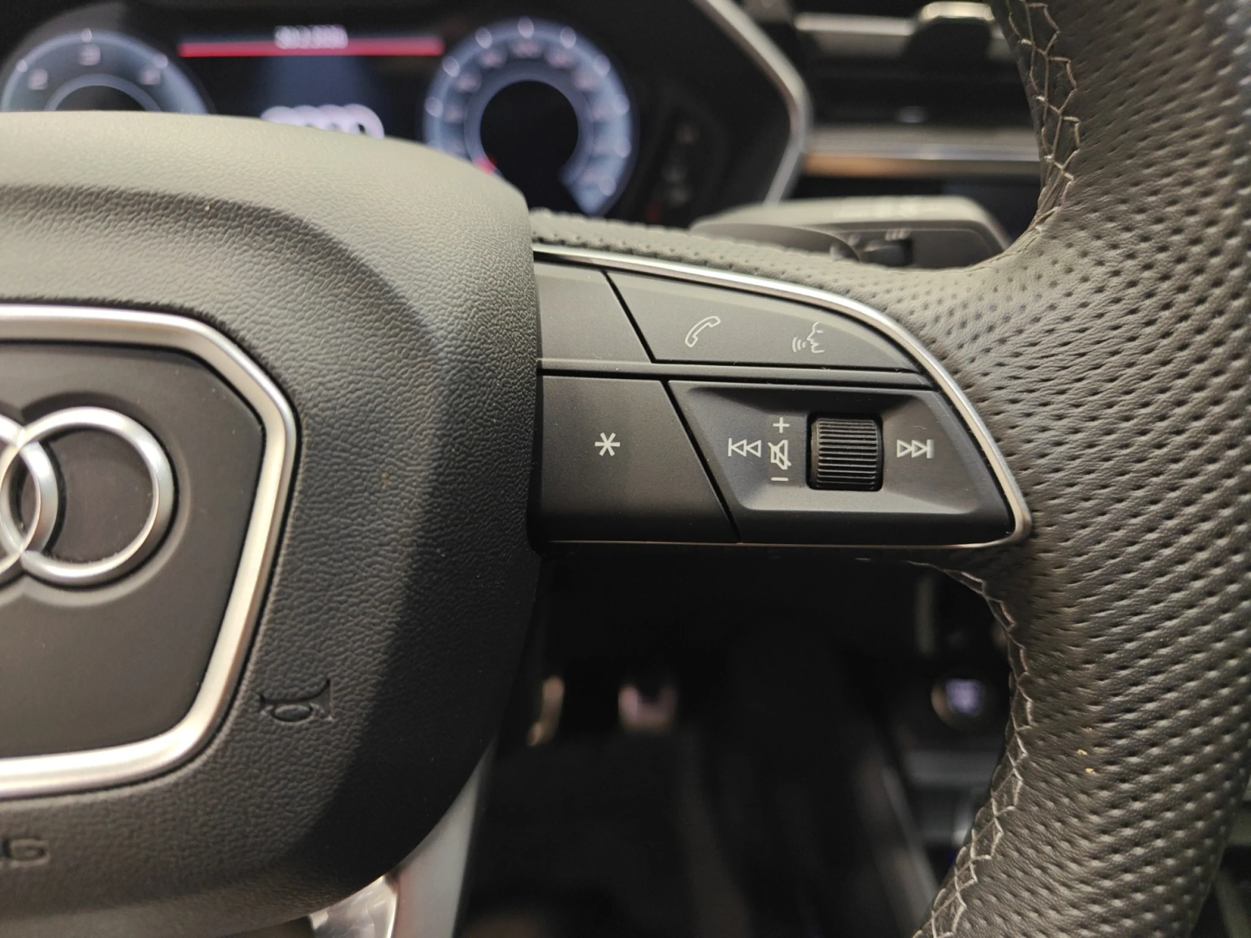 AUDI Q3 SPORTBACK S LINE 35 TDI 110KW (150CV) S TRONIC - Foto 10