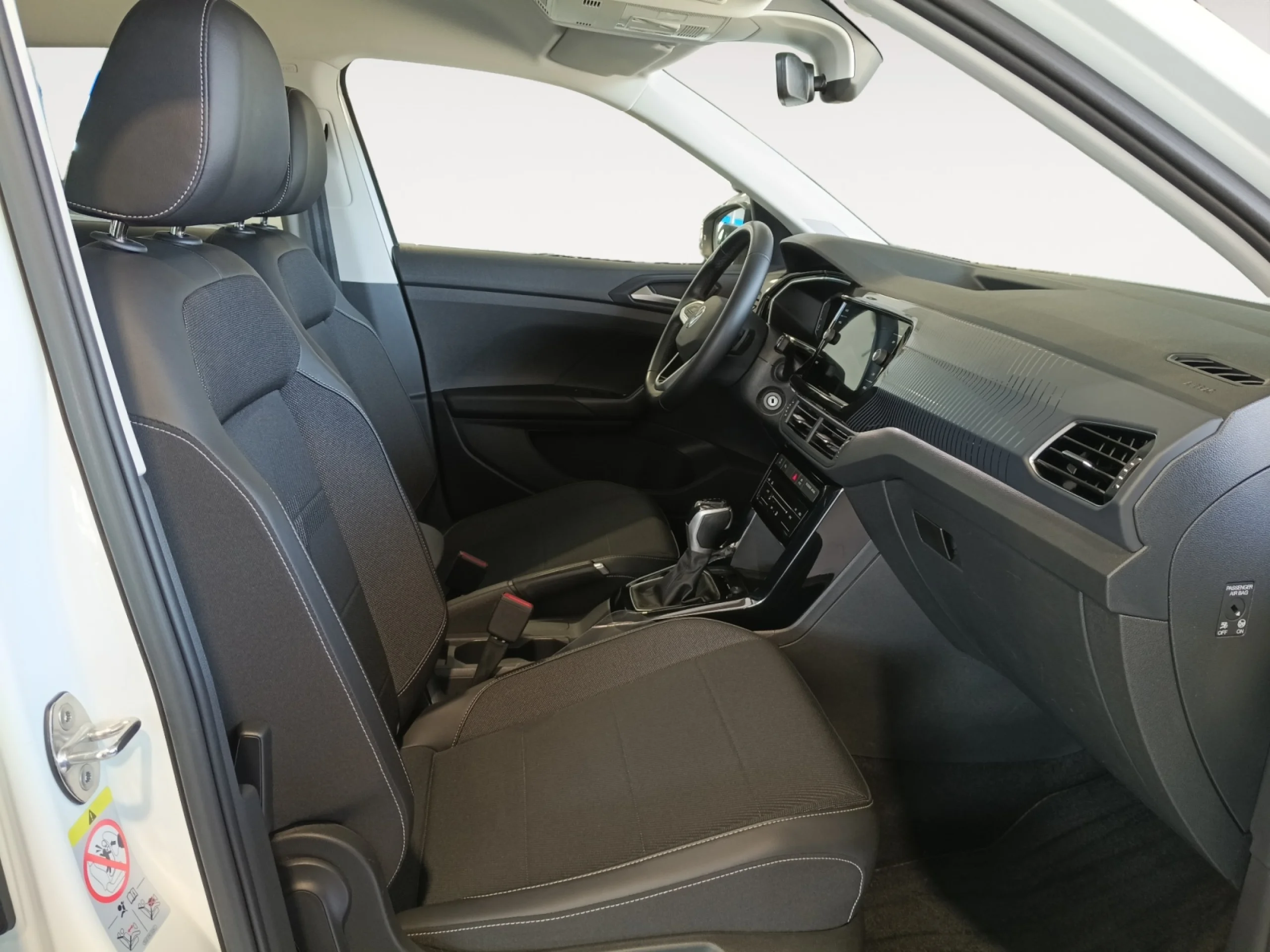 VOLKSWAGEN T CROSS SPORT 1.0 TSI 81KW (110CV) DSG - Foto 5