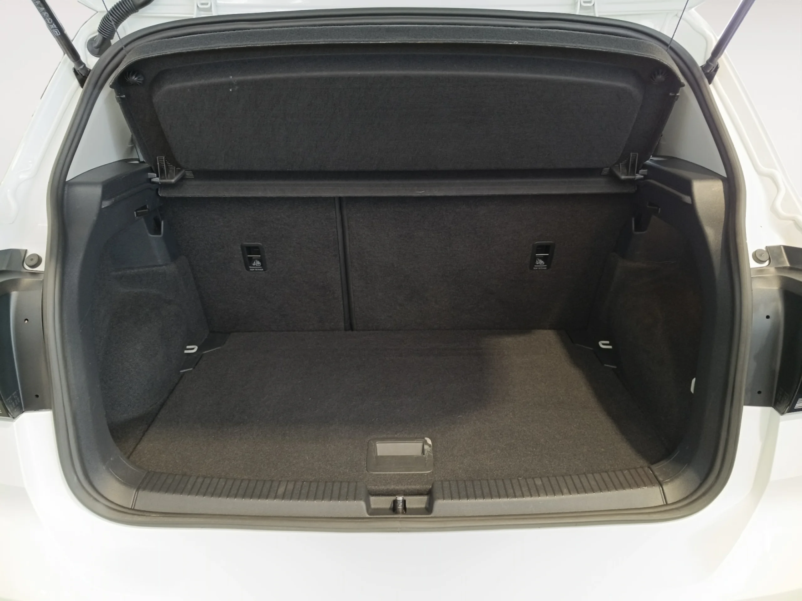 VOLKSWAGEN T CROSS SPORT 1.0 TSI 81KW (110CV) DSG - Foto 7