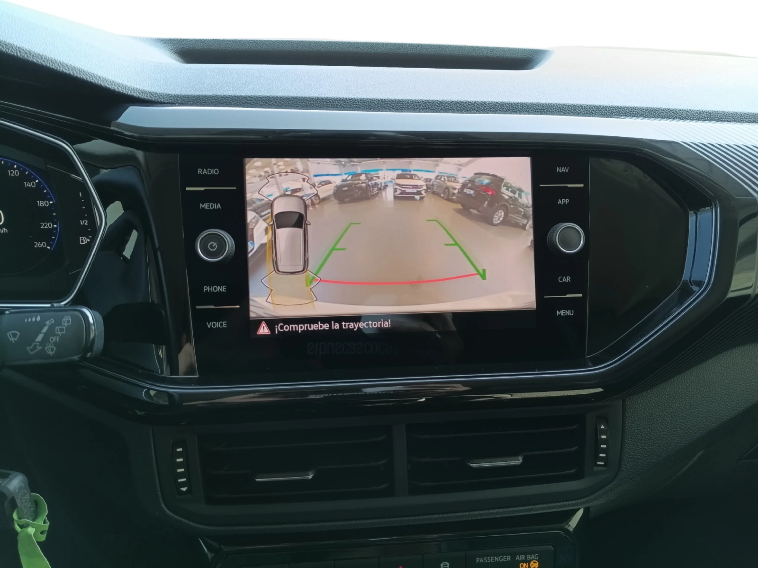 VOLKSWAGEN T CROSS SPORT 1.0 TSI 81KW (110CV) DSG - Foto 9