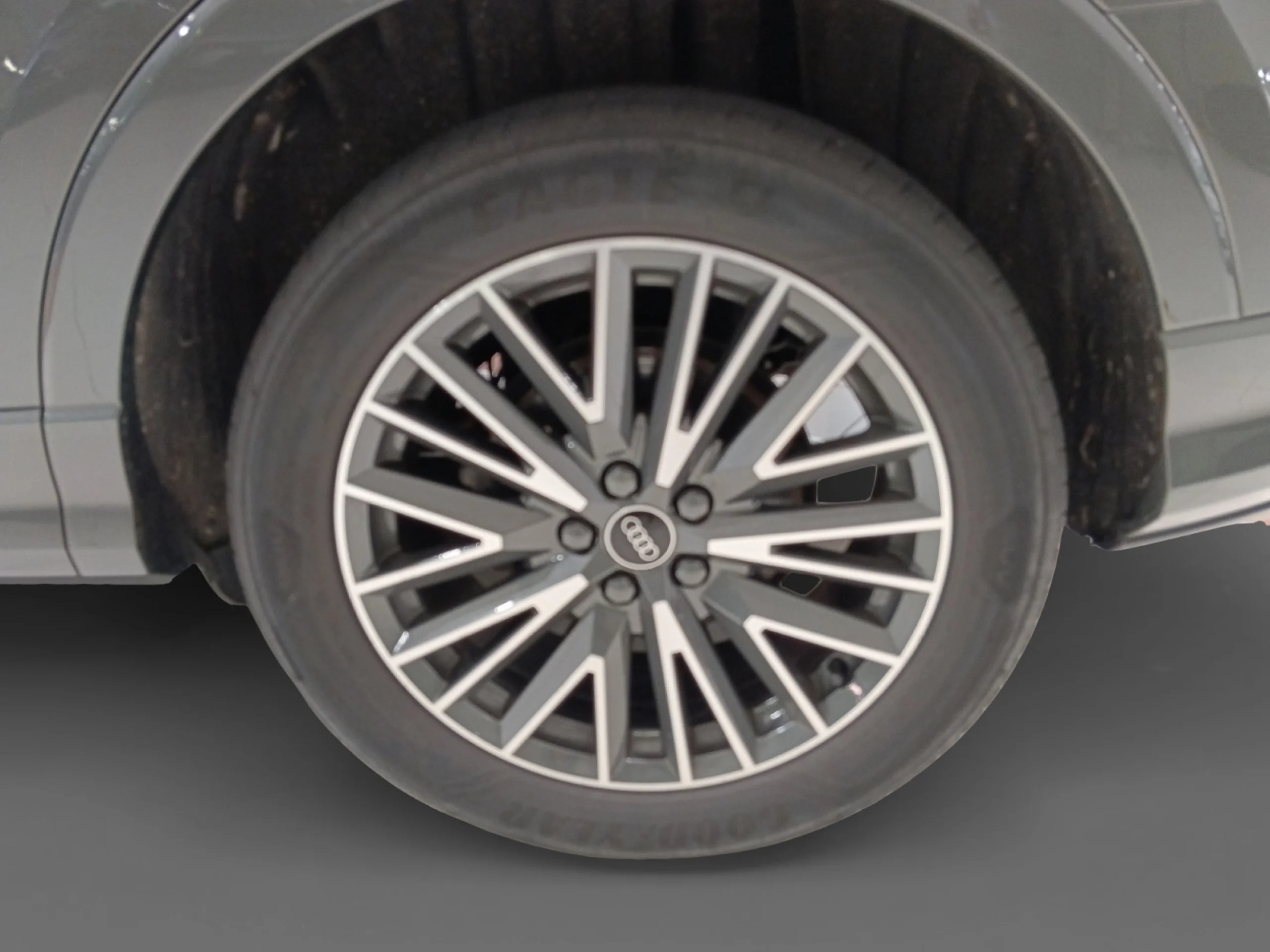 AUDI Q3 35 TDI 110KW (150CV) S TRONIC - Foto 9