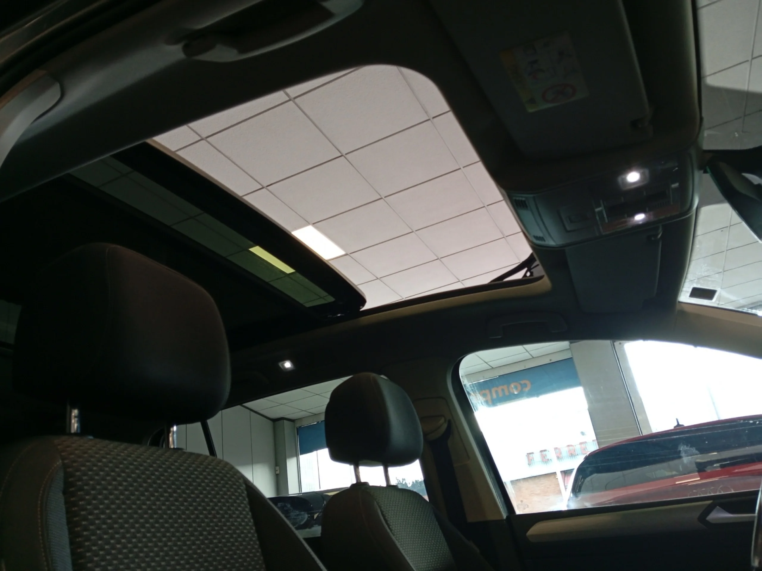 VOLKSWAGEN TOURAN ADVANCE 1.6 TDI SCR 110CV BMT - Foto 14