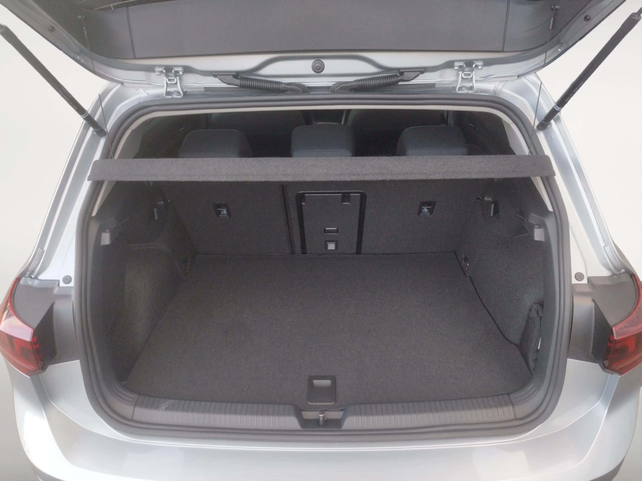 VOLKSWAGEN GOLF MATCH 1.5 PHEV 110KW / 85KW DSG - Foto 7