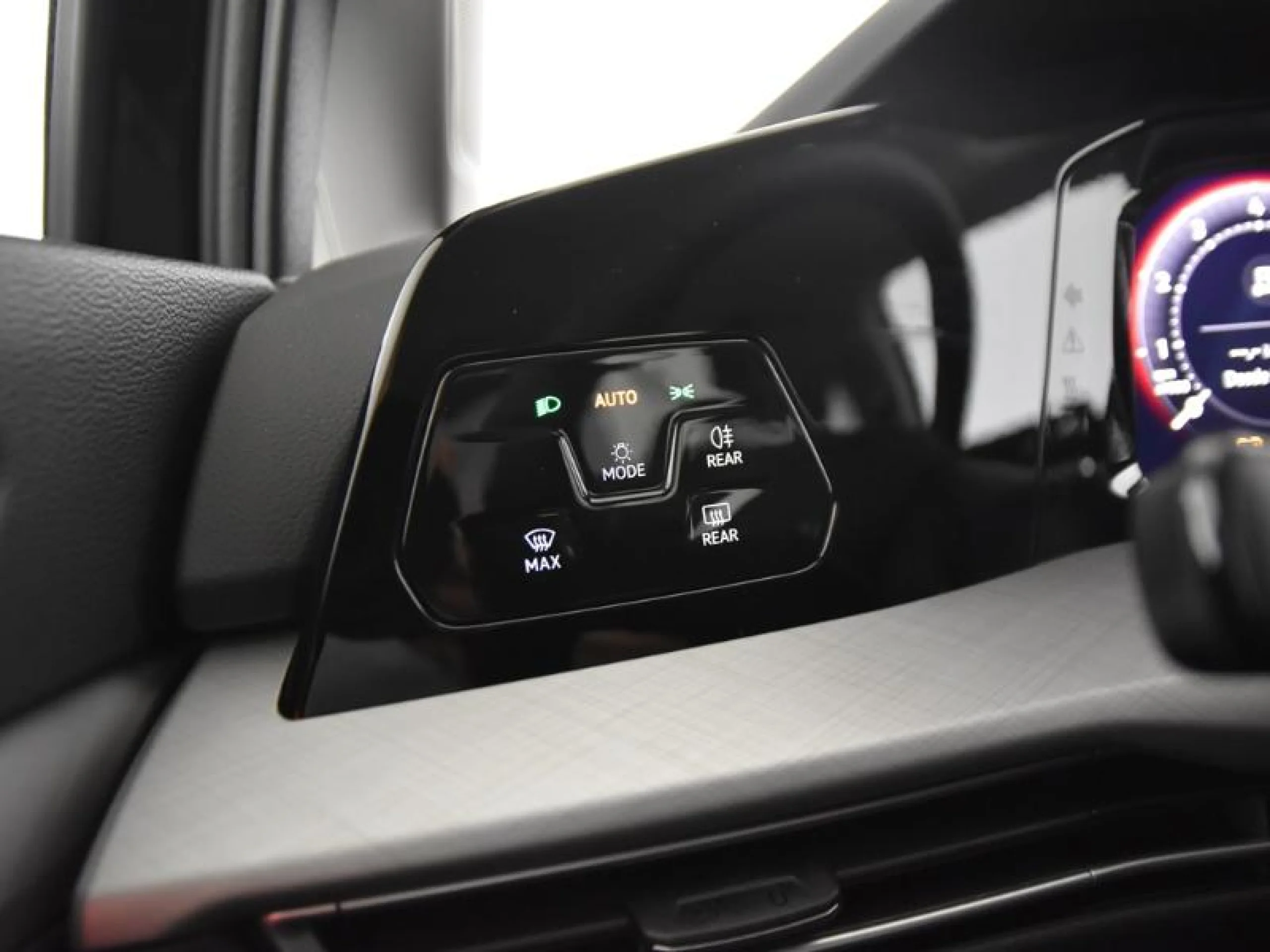 VOLKSWAGEN GOLF ··MÁS·· 2.0 TDI 85KW (115CV) - Foto 16
